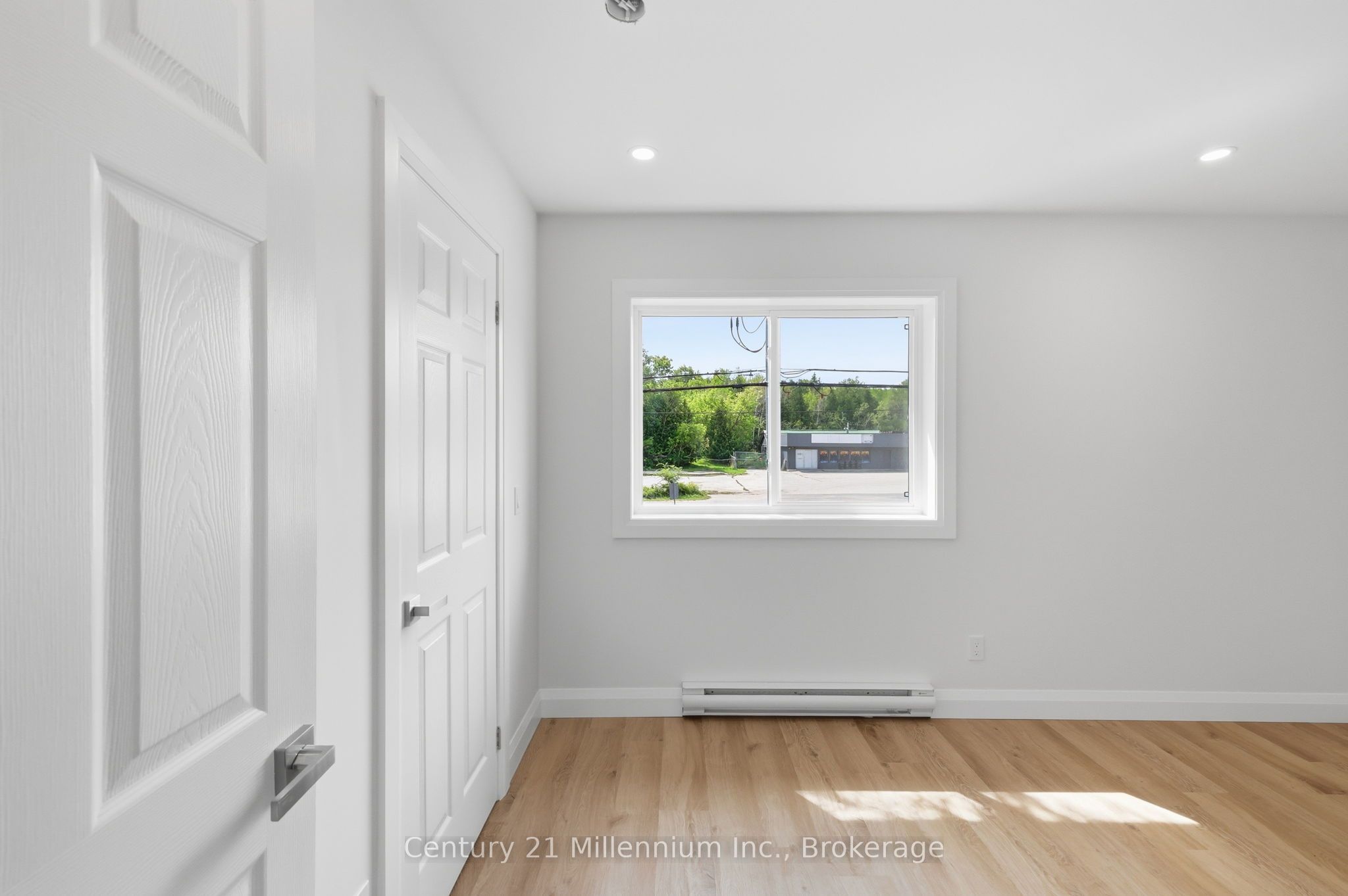 9592 Beachwood Road 2 Property Photo 8