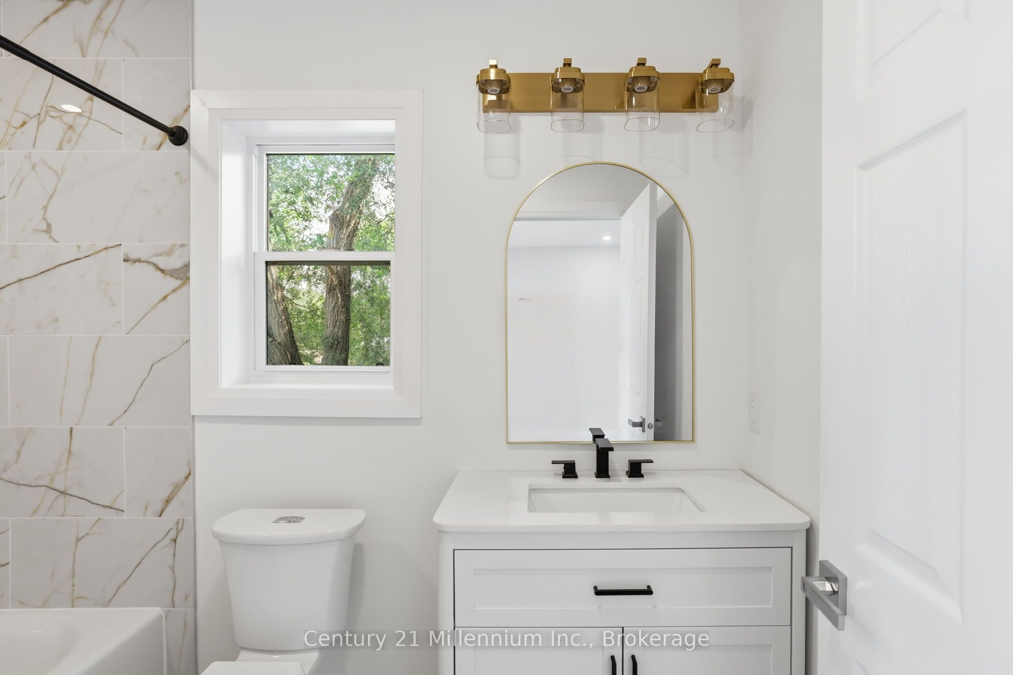 9592 Beachwood Road 2 Property Photo 13