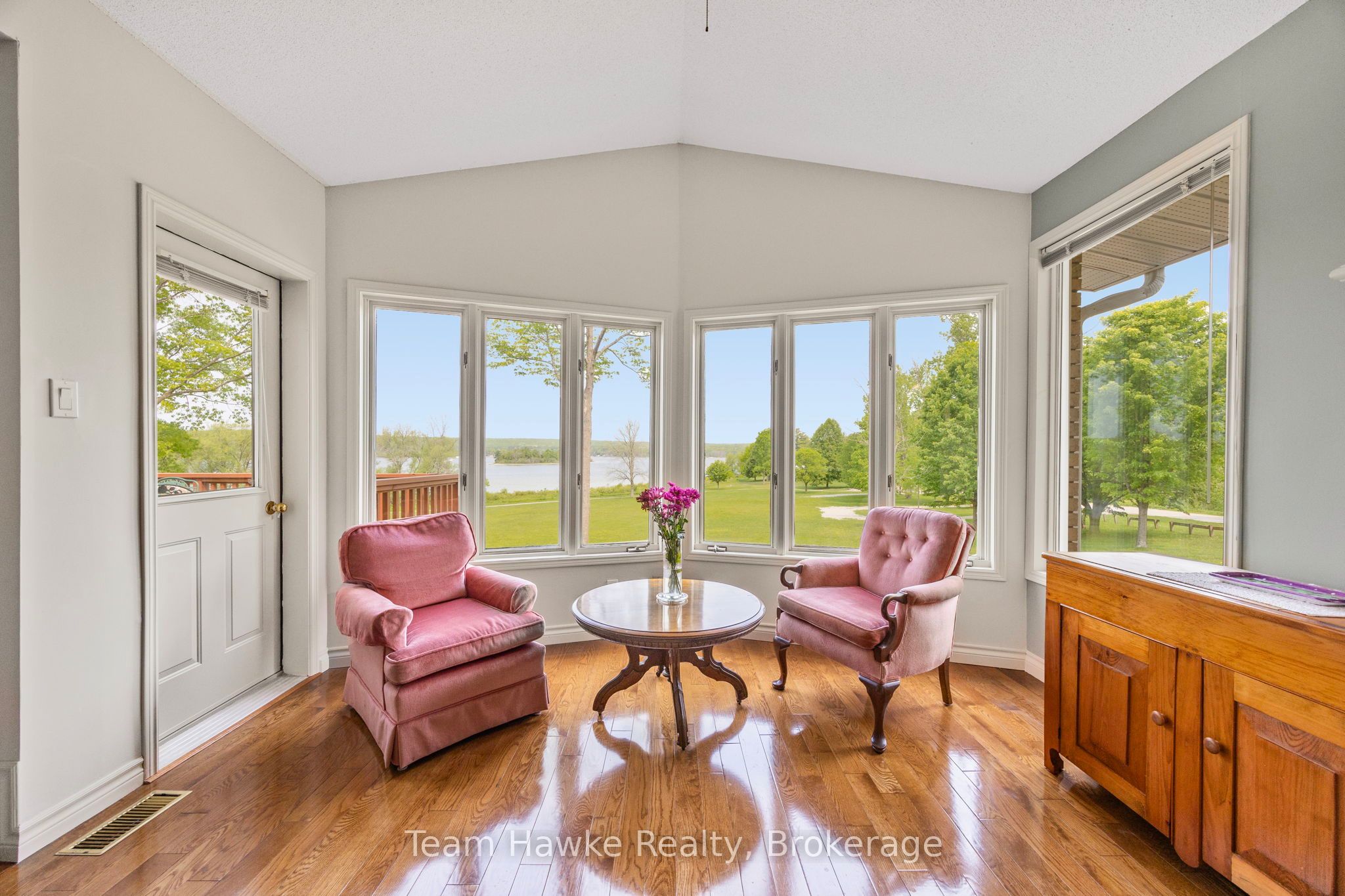 26 Jury Drive Property Photo 6