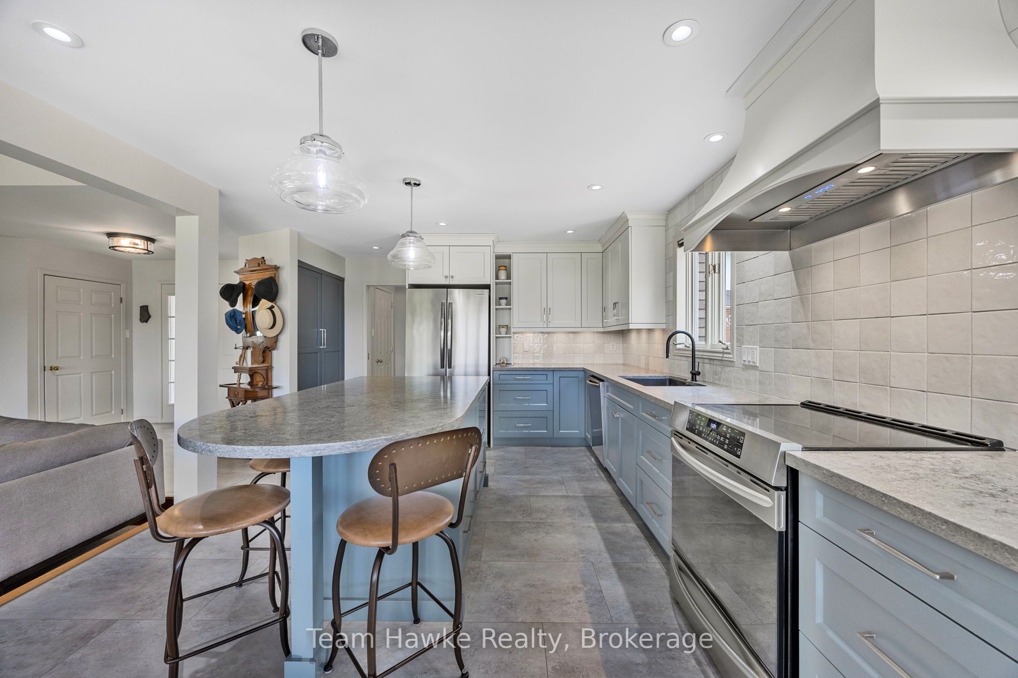 26 Jury Drive Property Photo 11