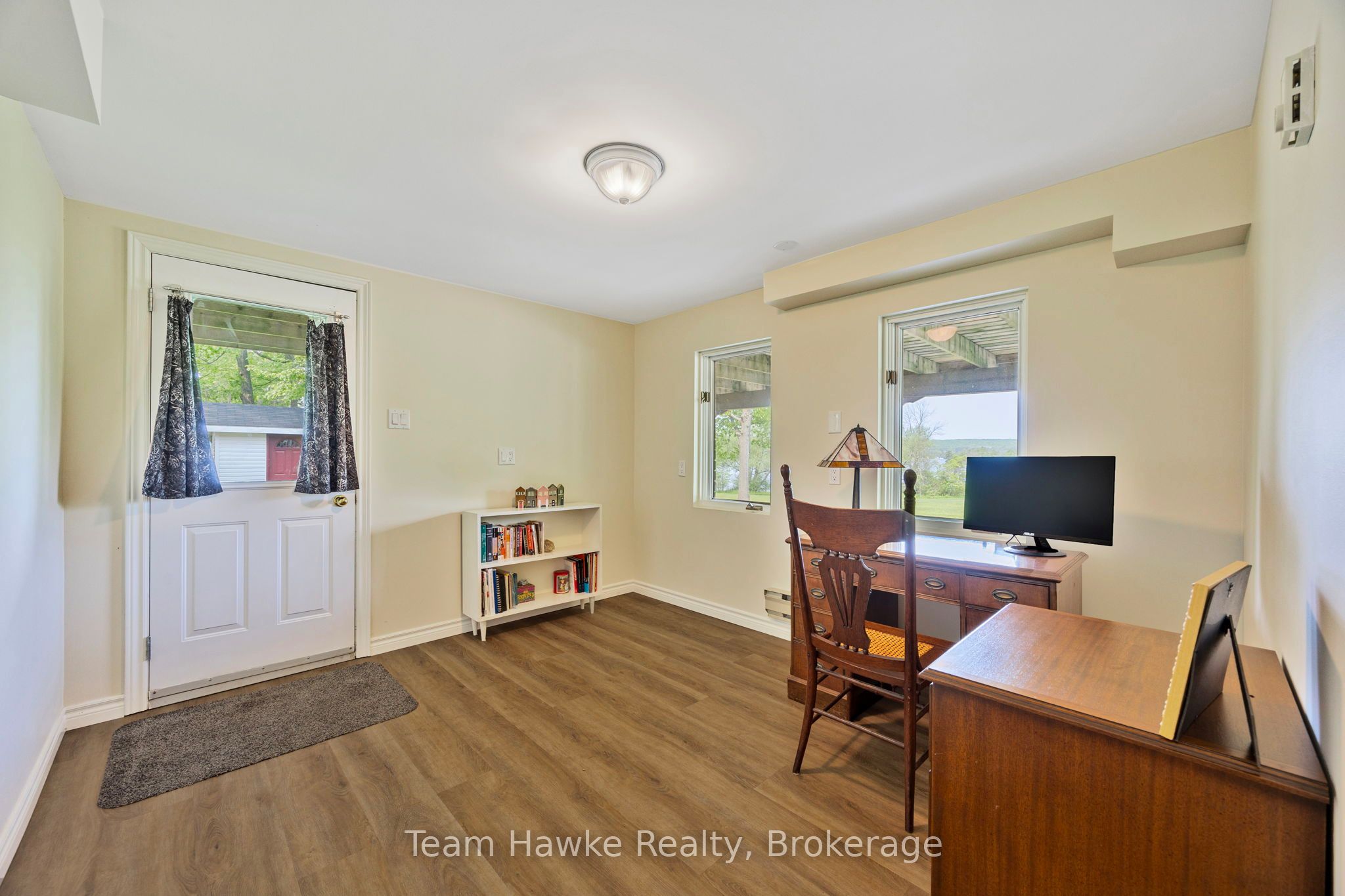 26 Jury Drive Property Photo 33