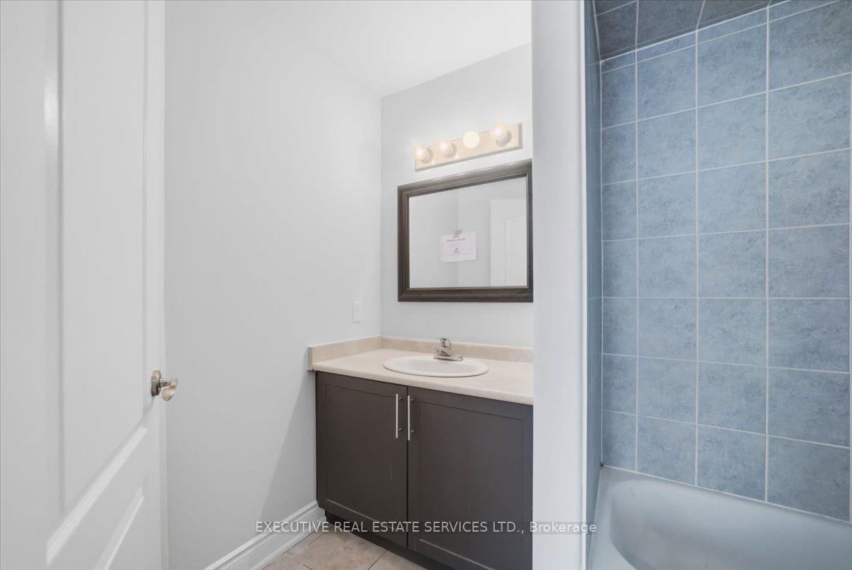 3063 Emperor Drive Property Photo 25