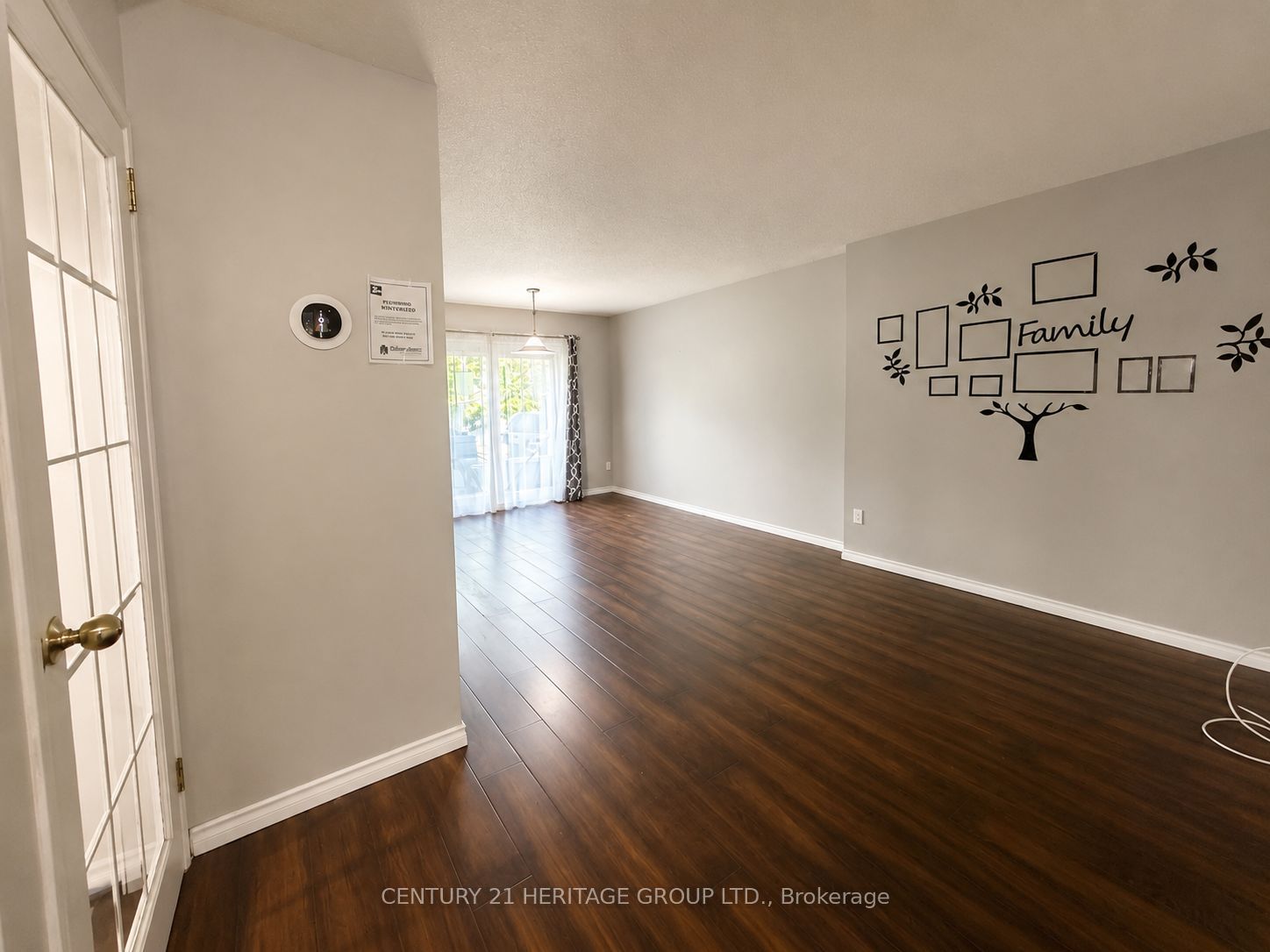 441 Barrie Road 7 Property Photo 4