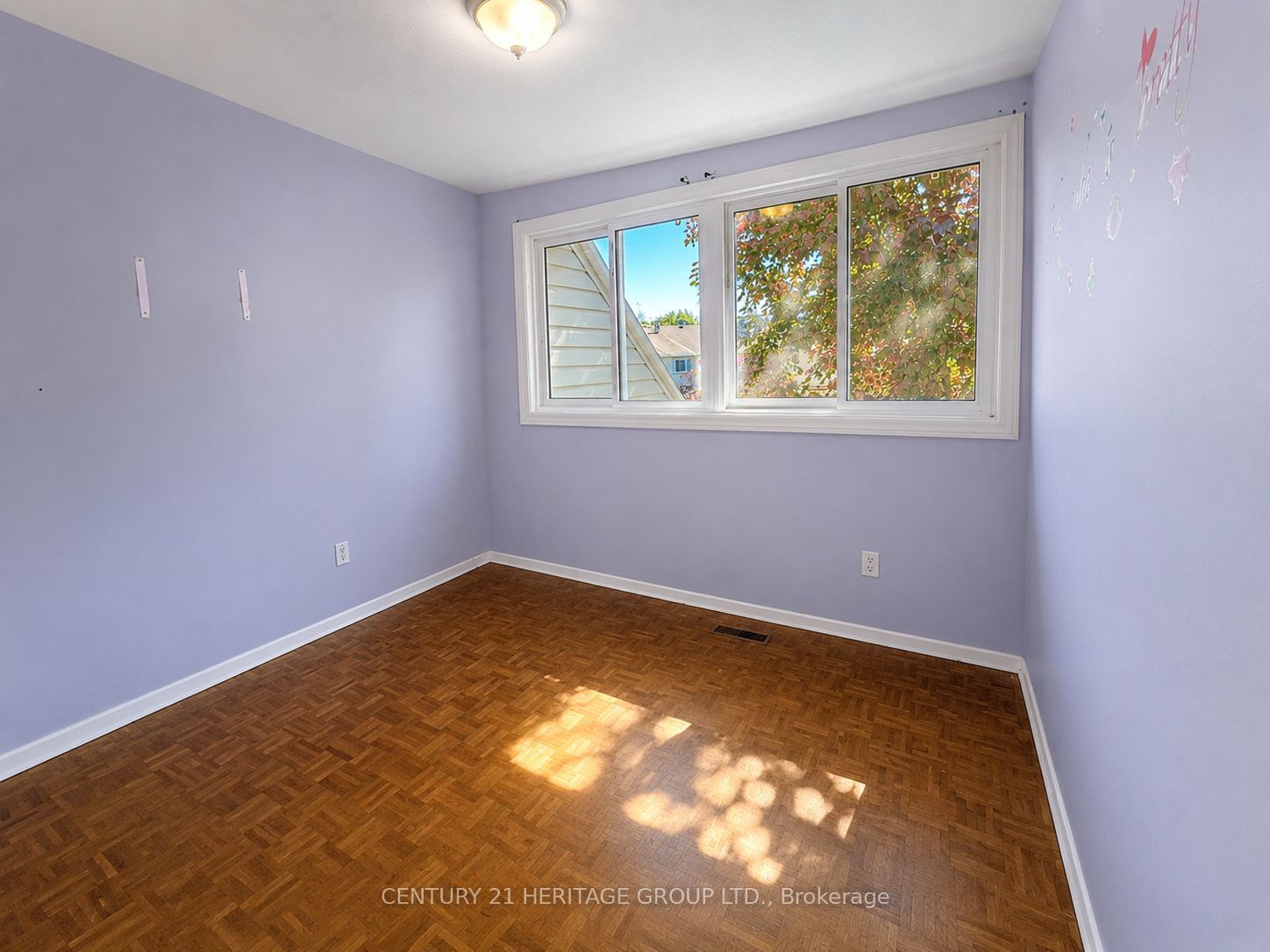 441 Barrie Road 7 Property Photo 13