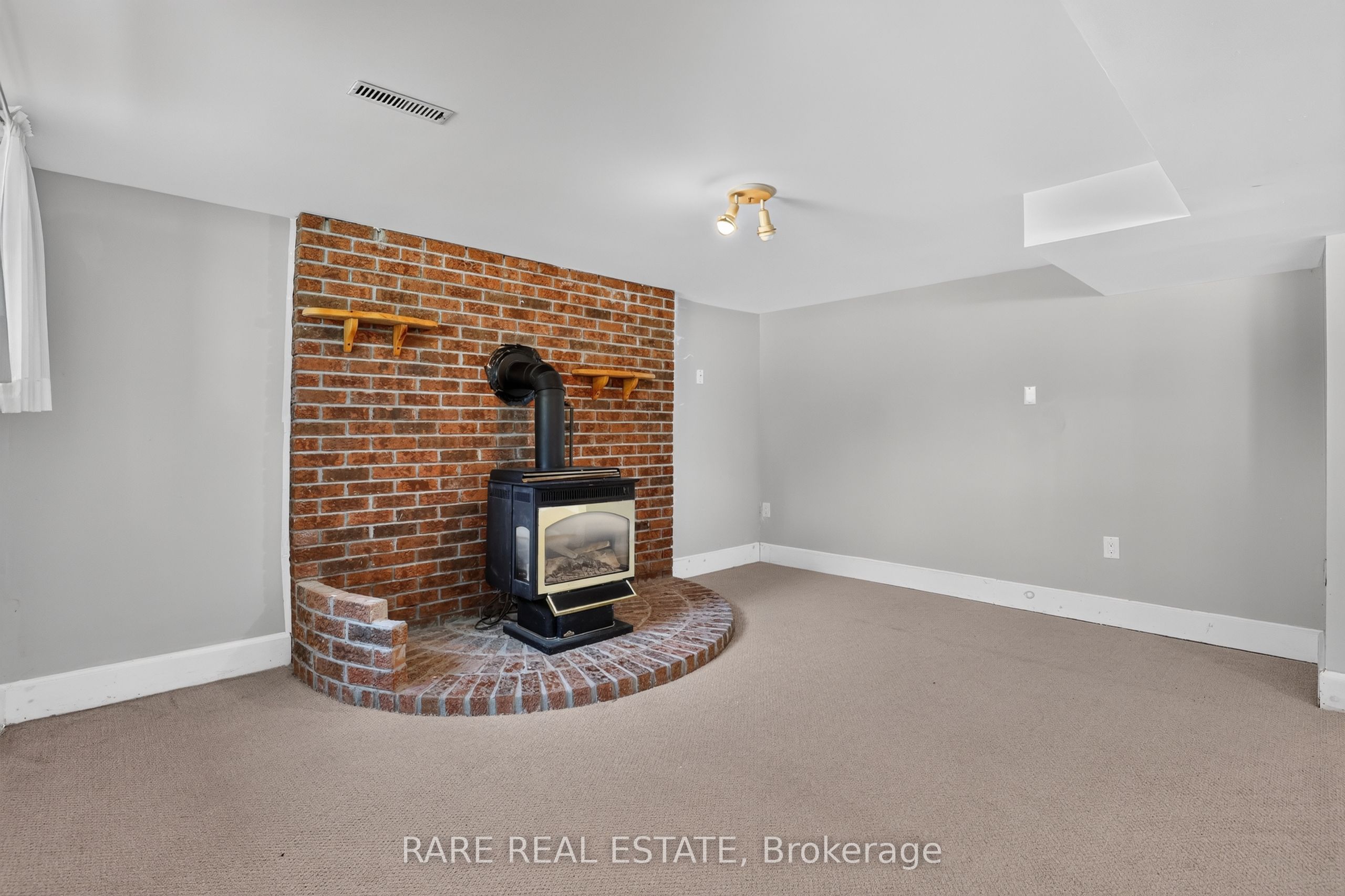 38 Lay Street Property Photo 20