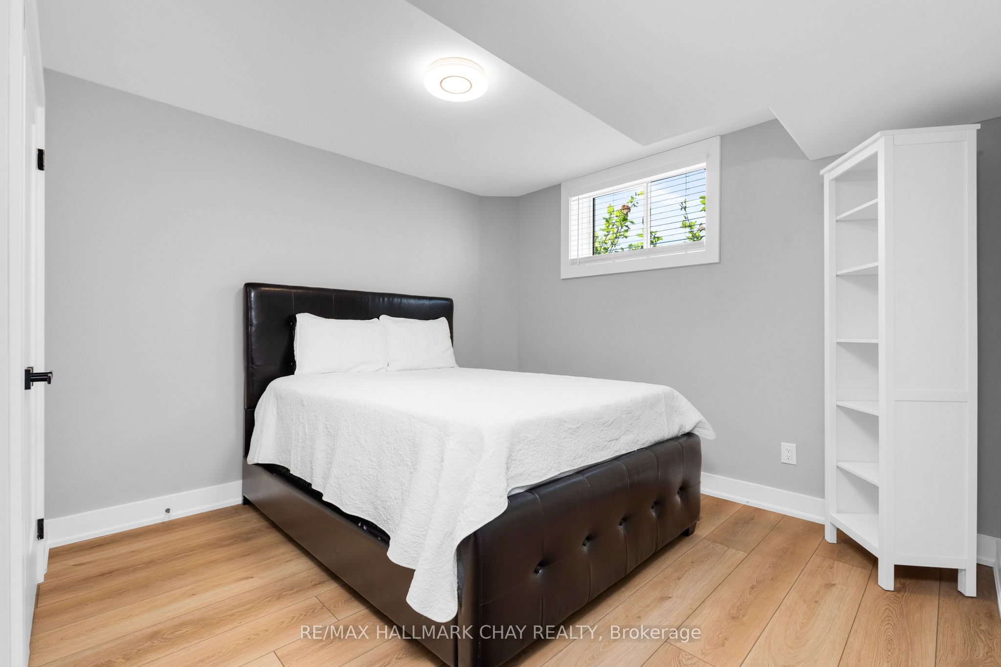 11 Byers Street Property Photo 37