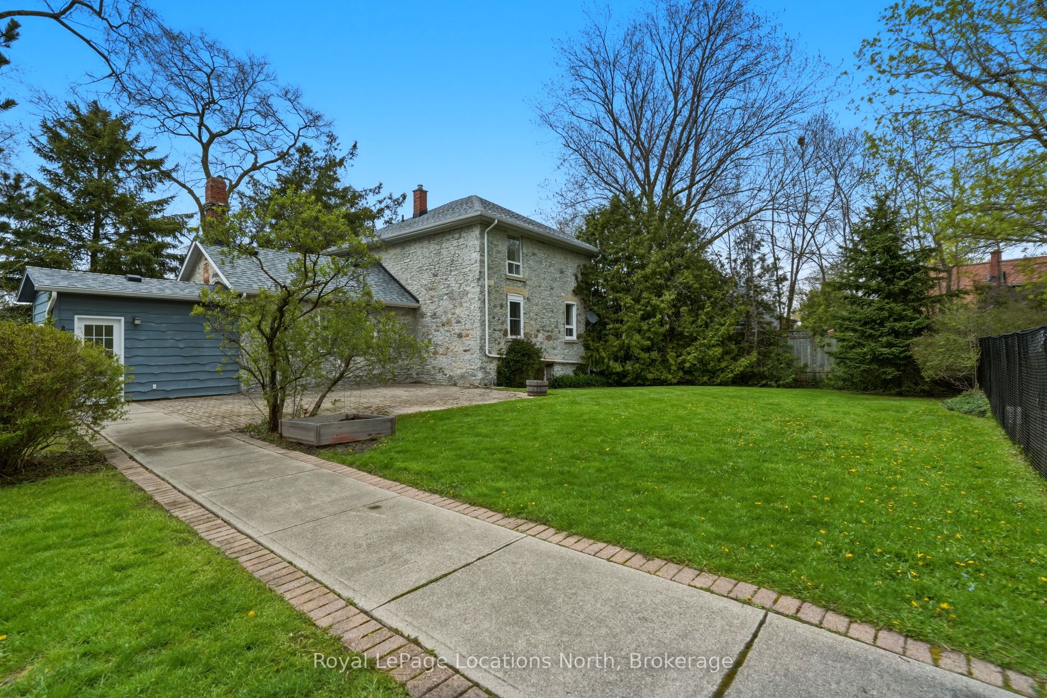 562 Cameron Street Property Photo 1