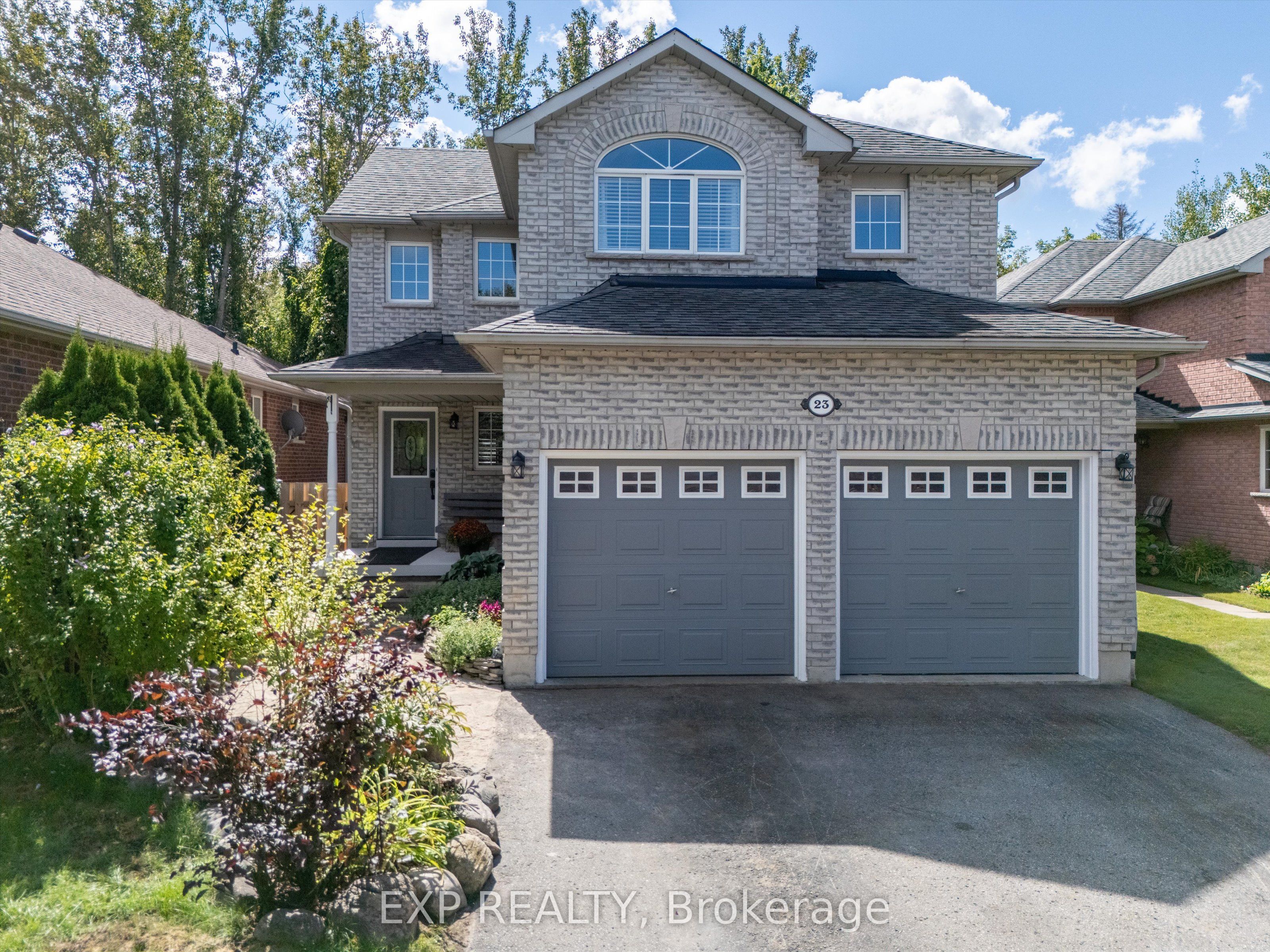 23 Mckenzie Crescent Property Photo 1