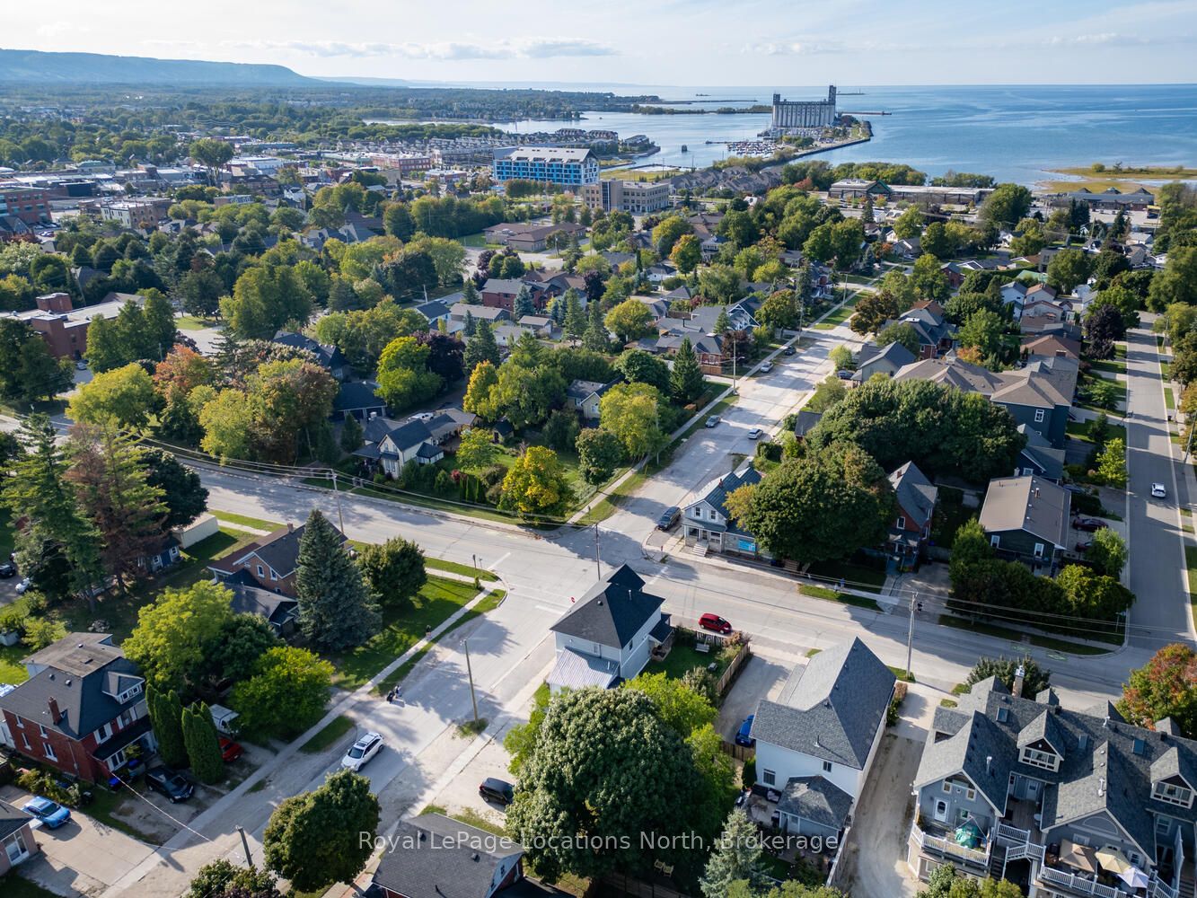 256 Ontario Street Property Photo 44