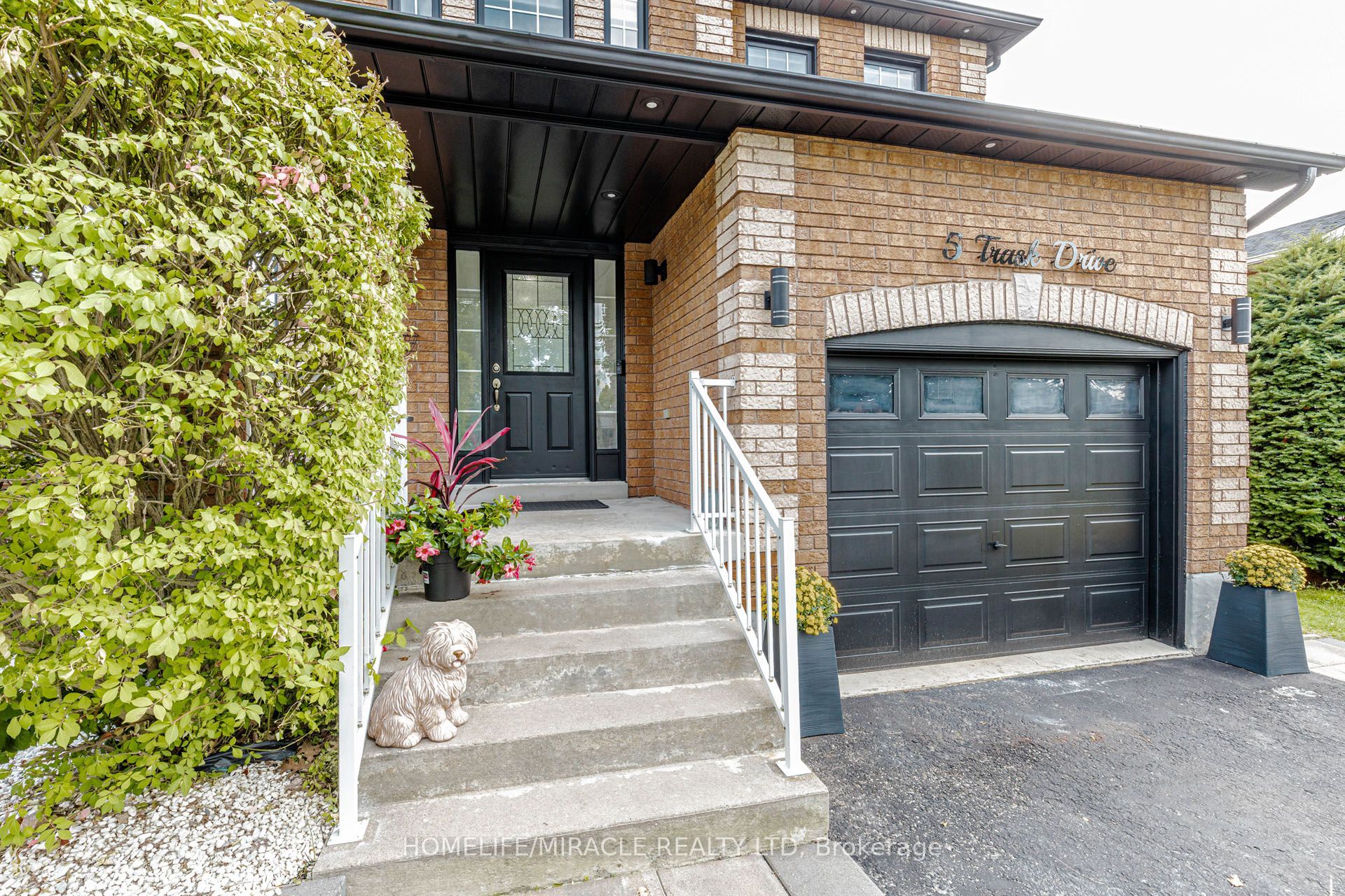 5 Trask Drive Property Photo 3