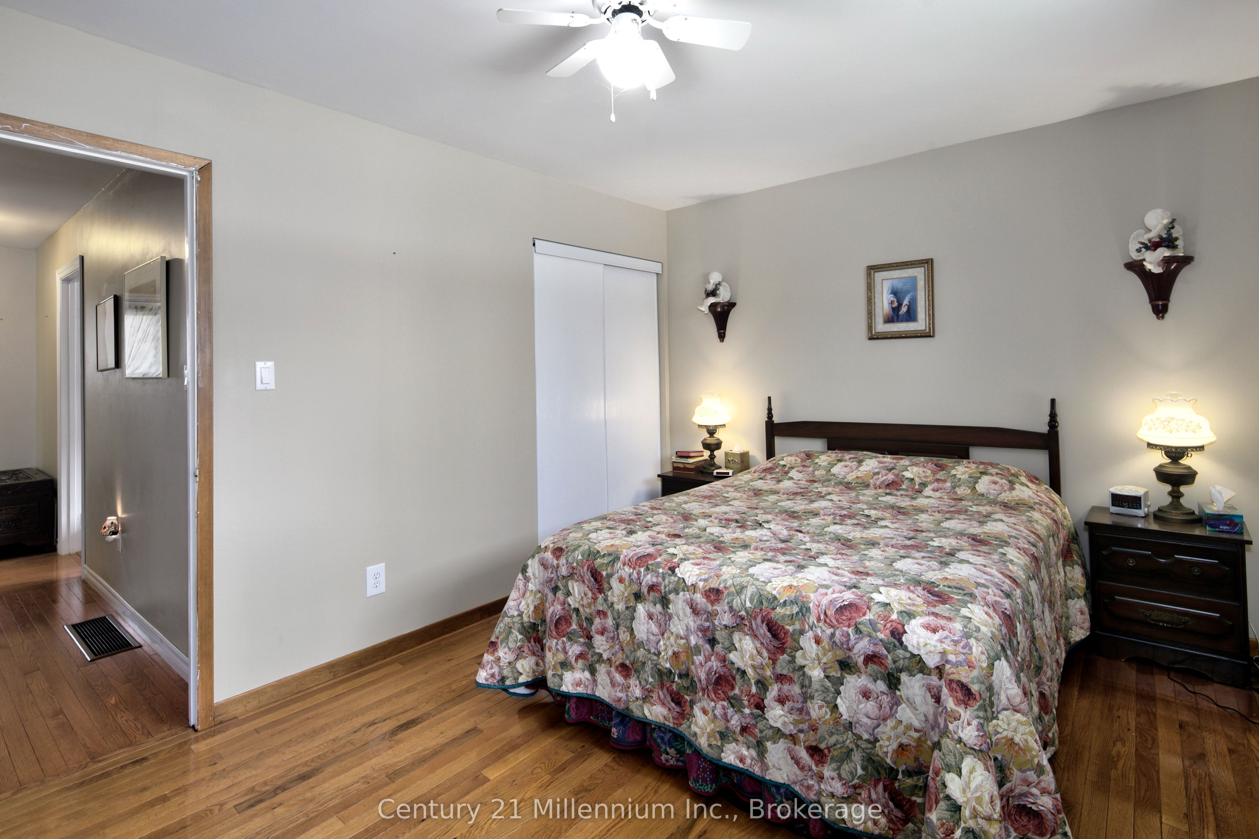 67 East Street E Property Photo 24