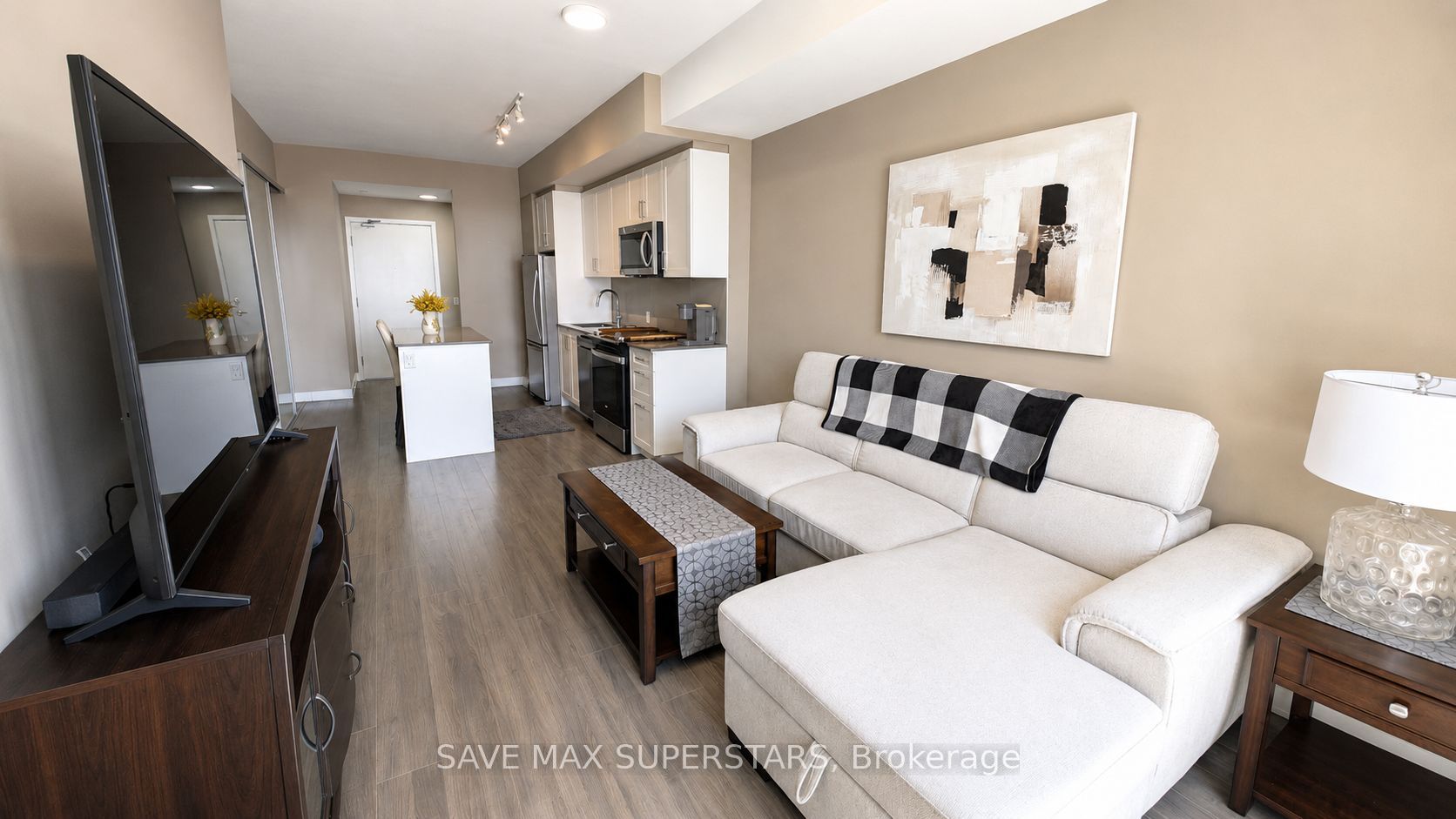 681 Yonge Street 611 Property Photo 12