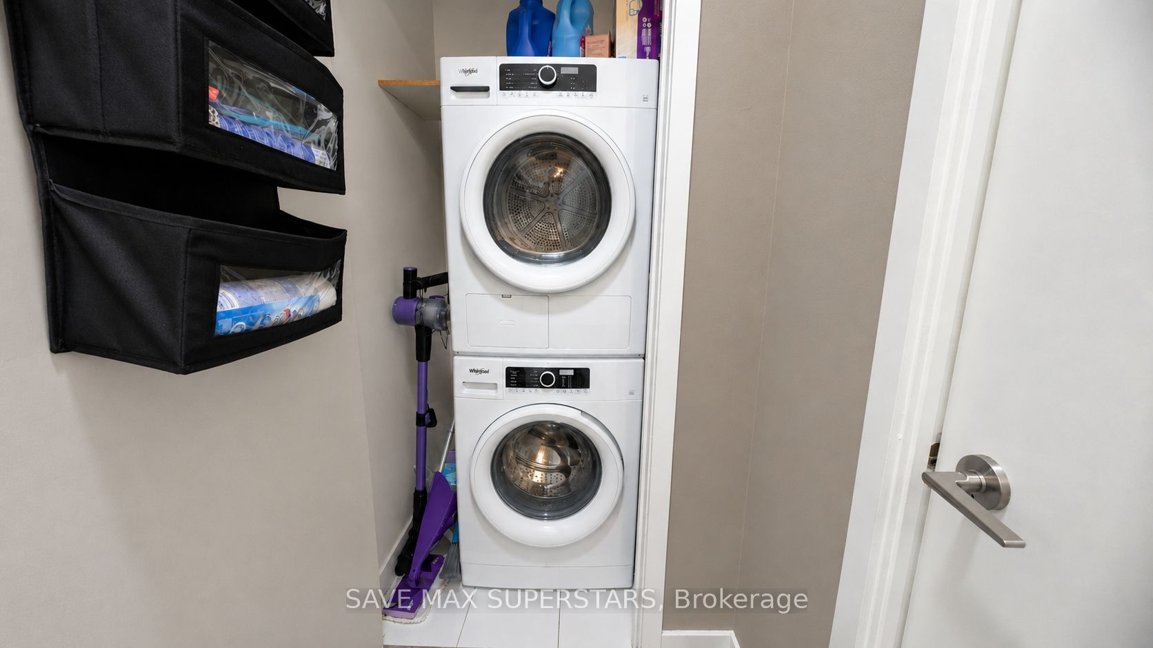 681 Yonge Street 611 Property Photo 24
