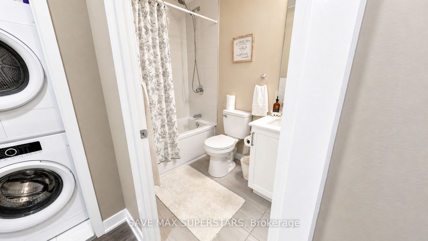 681 Yonge Street 611 Property Photo 25