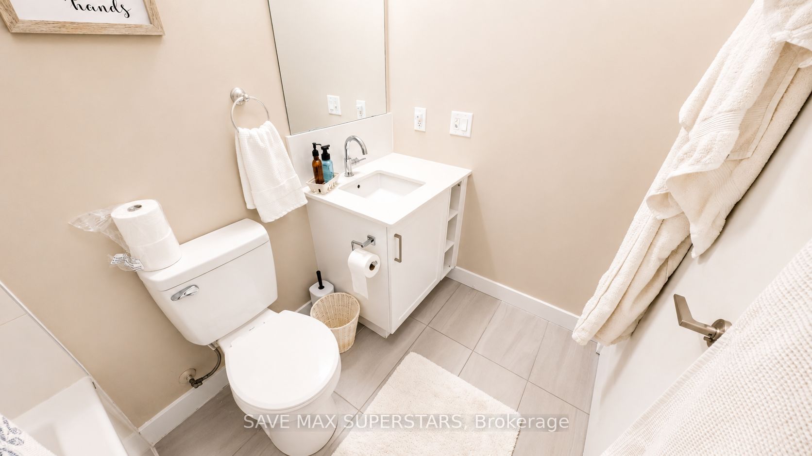 681 Yonge Street 611 Property Photo 27