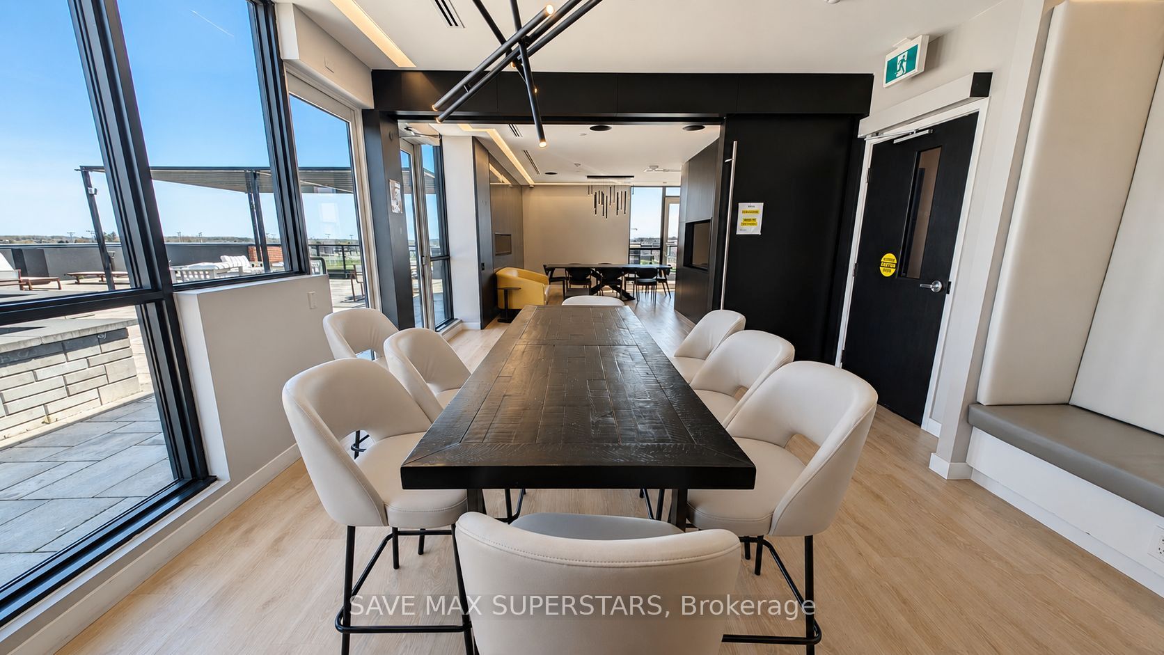 681 Yonge Street 611 Property Photo 31