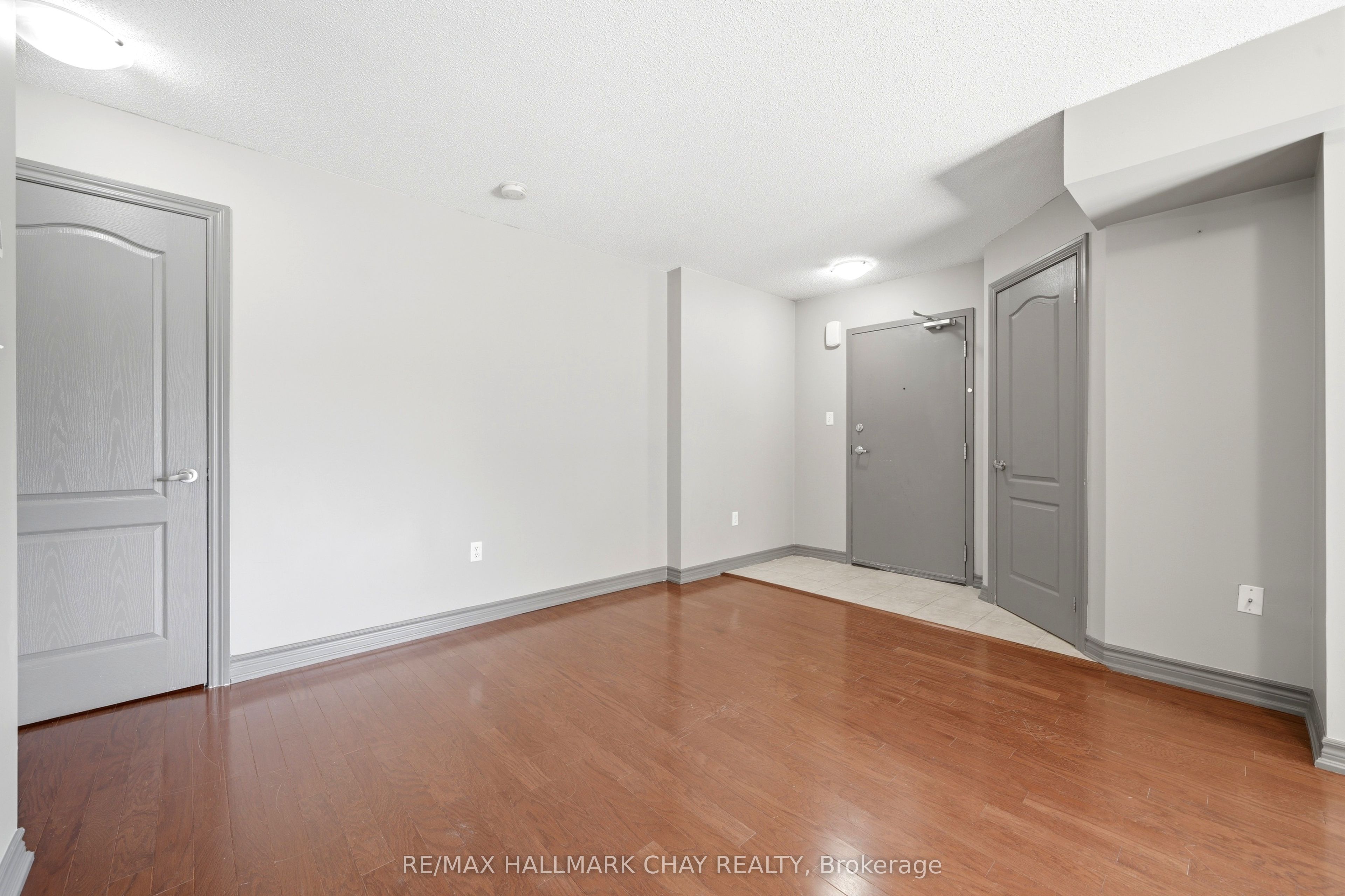 408 Veterans Drive 1 Property Photo 8