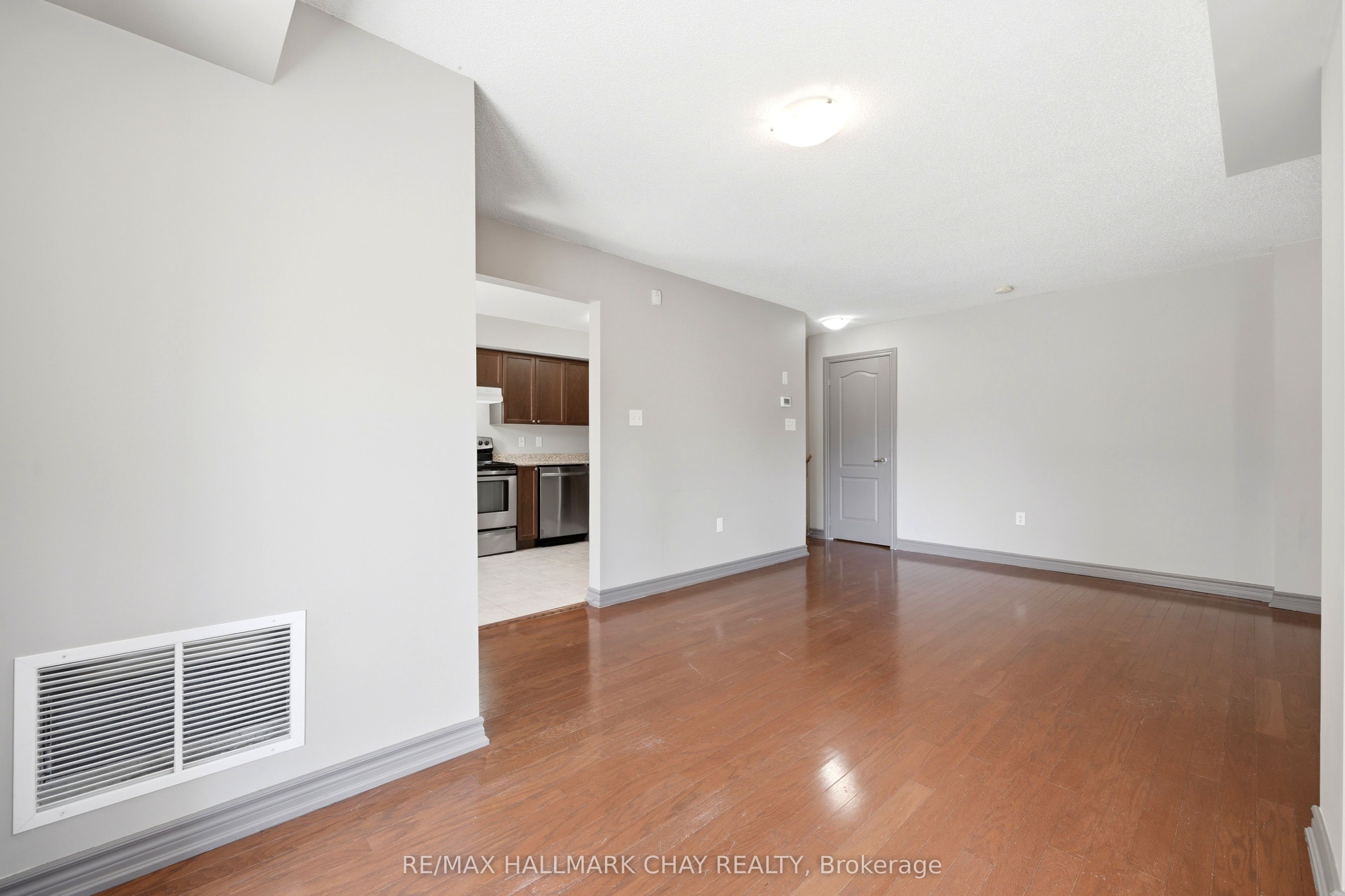 408 Veterans Drive 1 Property Photo 13