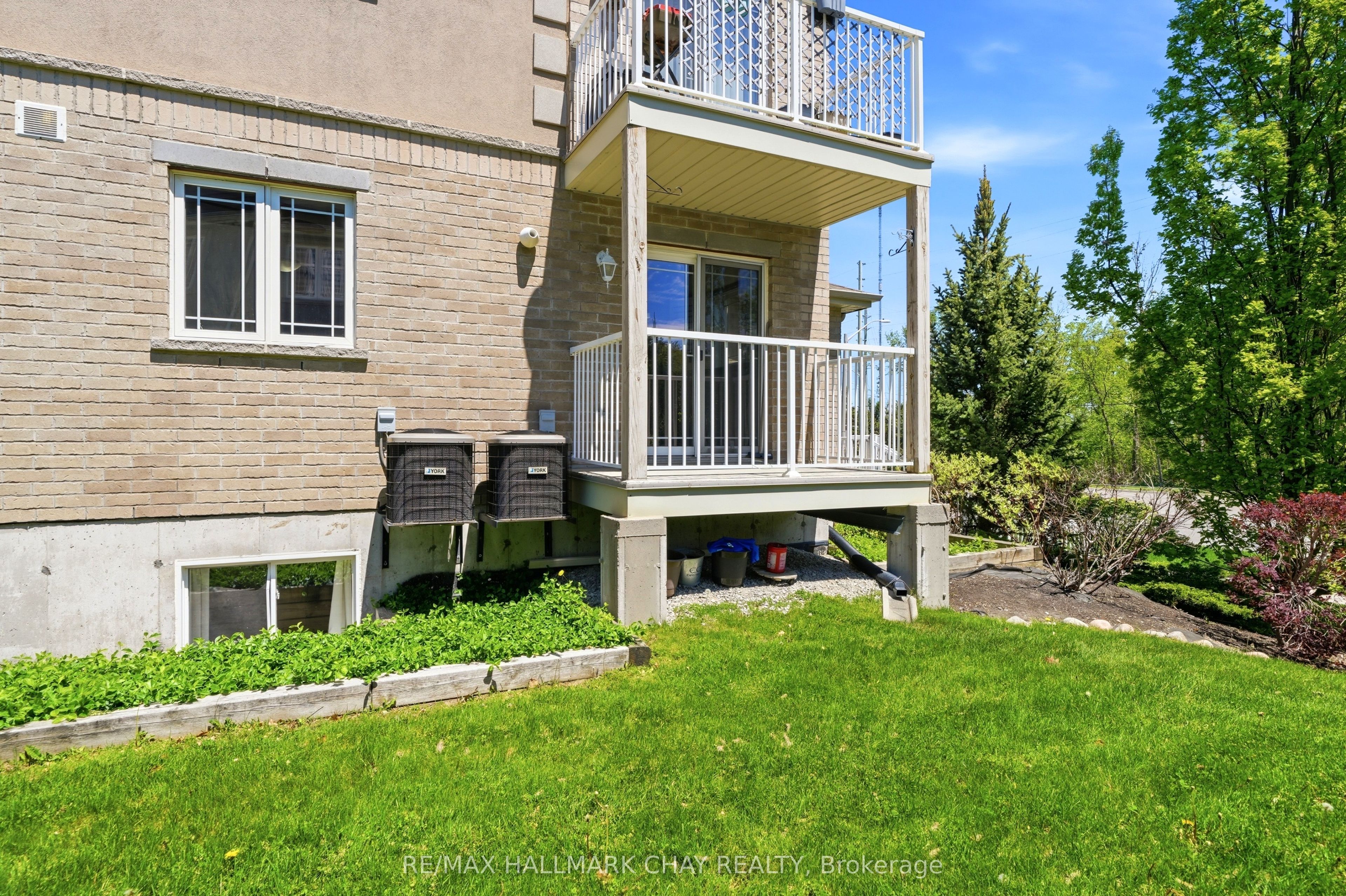 408 Veterans Drive 1 Property Photo 34