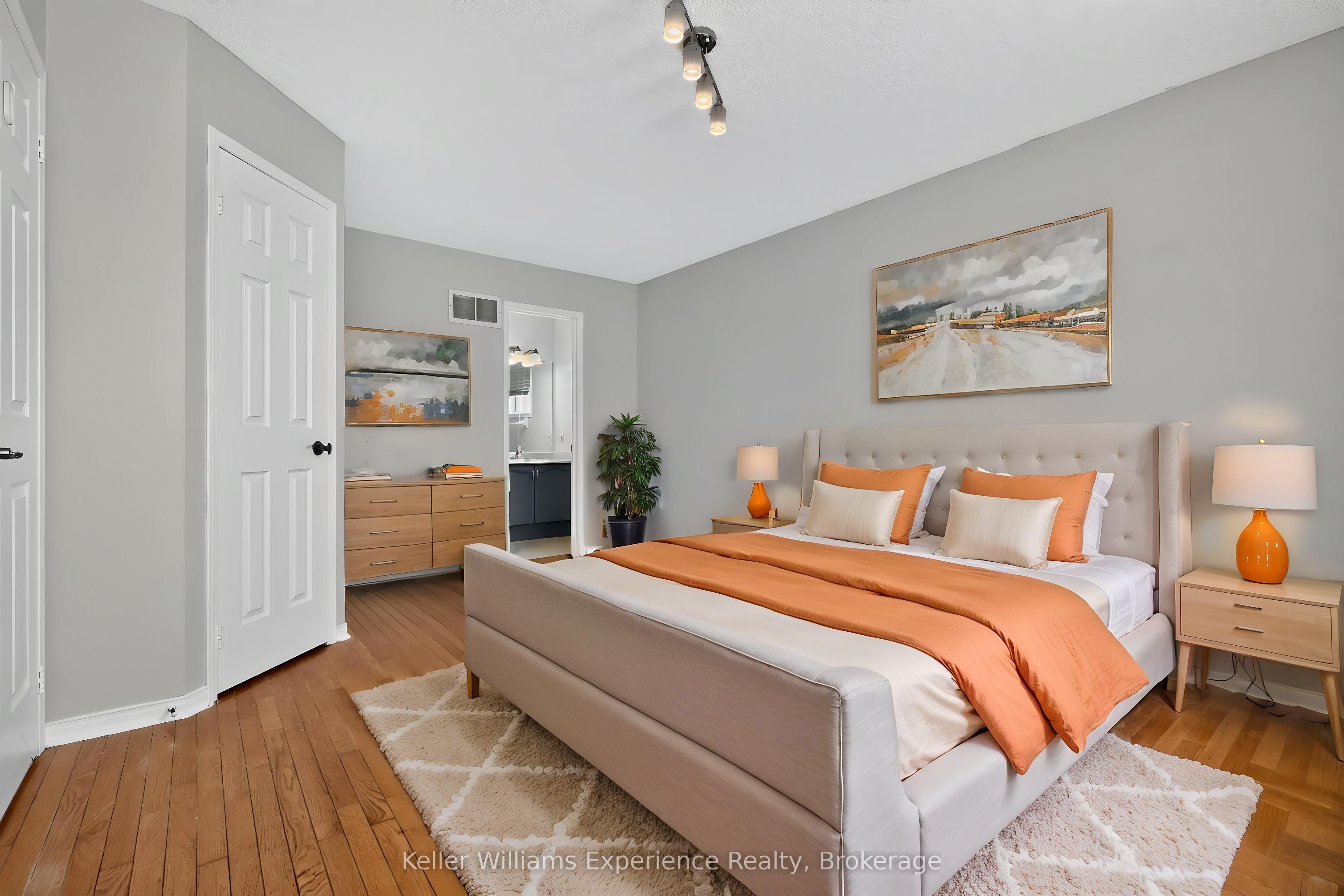 7 Golds Crescent Property Photo 17