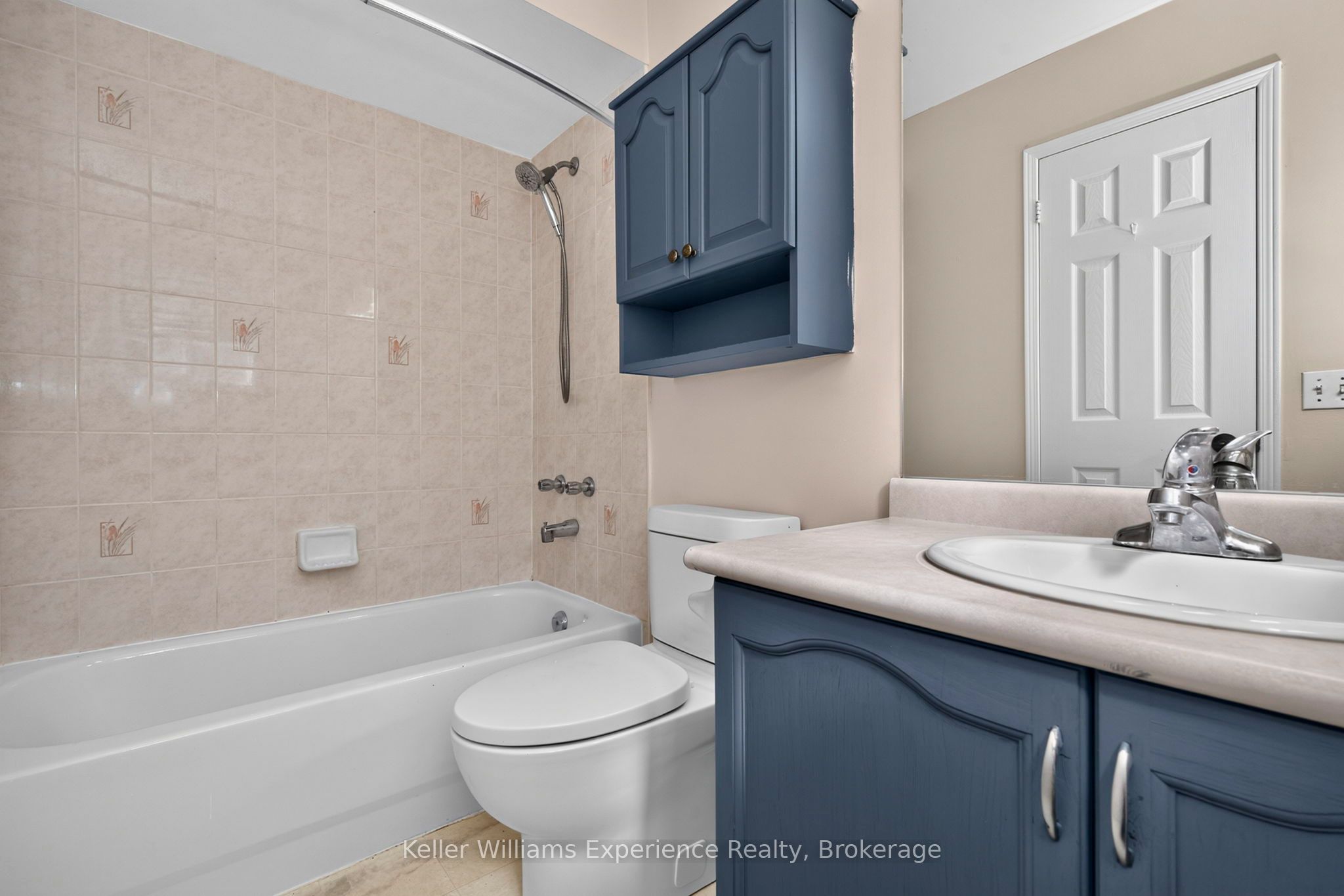 7 Golds Crescent Property Photo 18