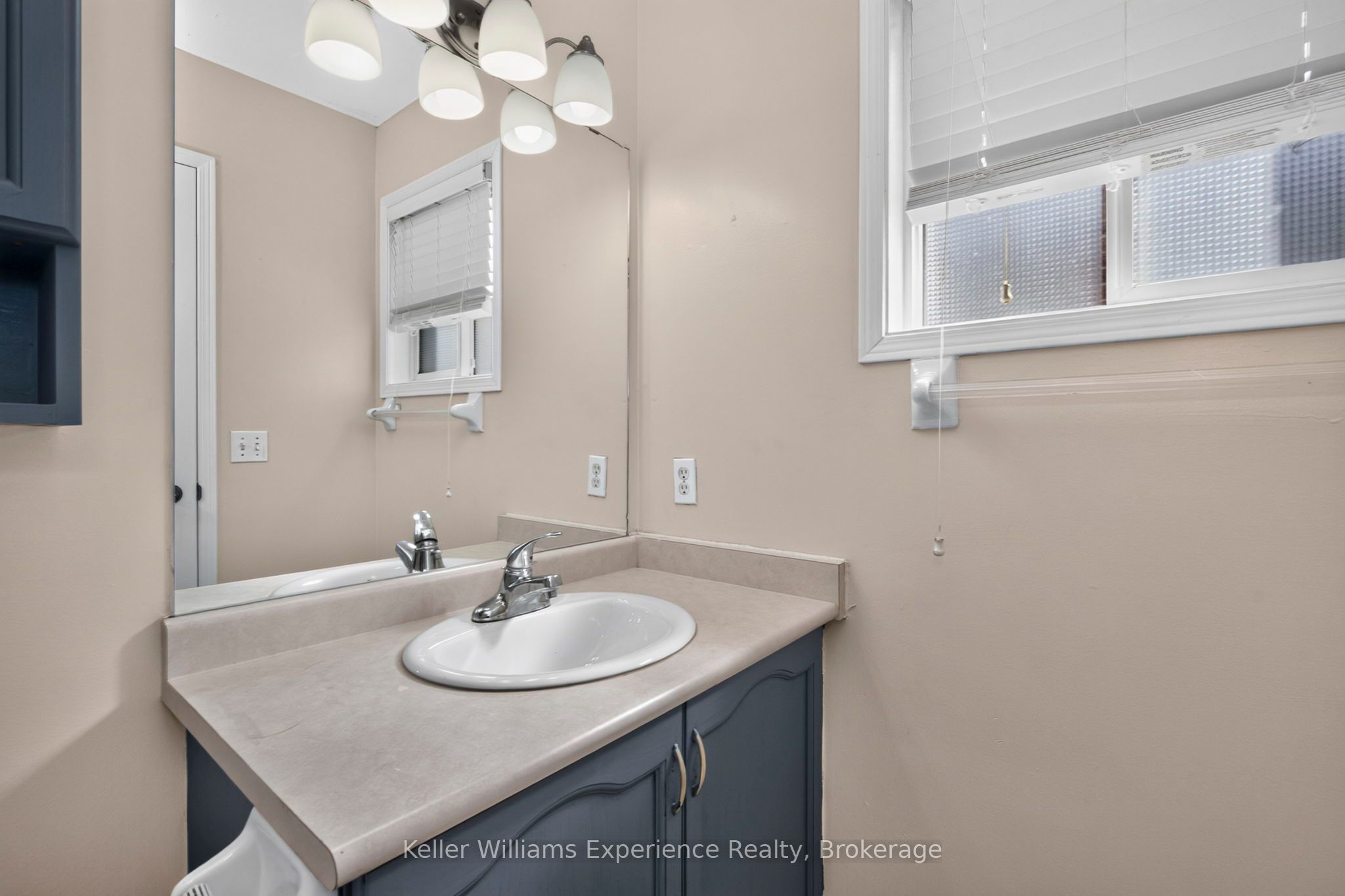 7 Golds Crescent Property Photo 19