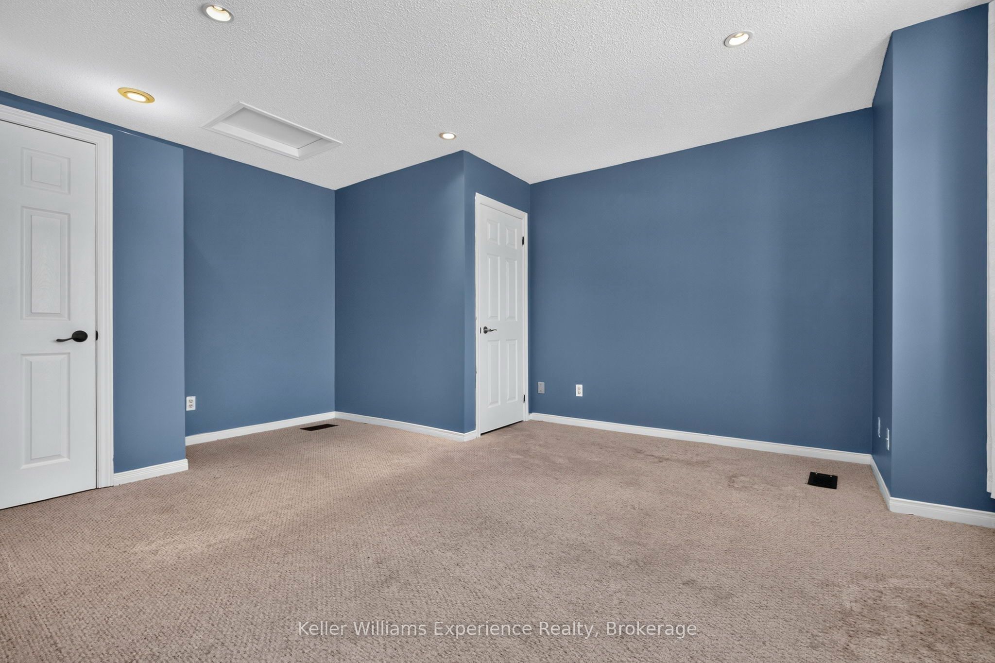 7 Golds Crescent Property Photo 21