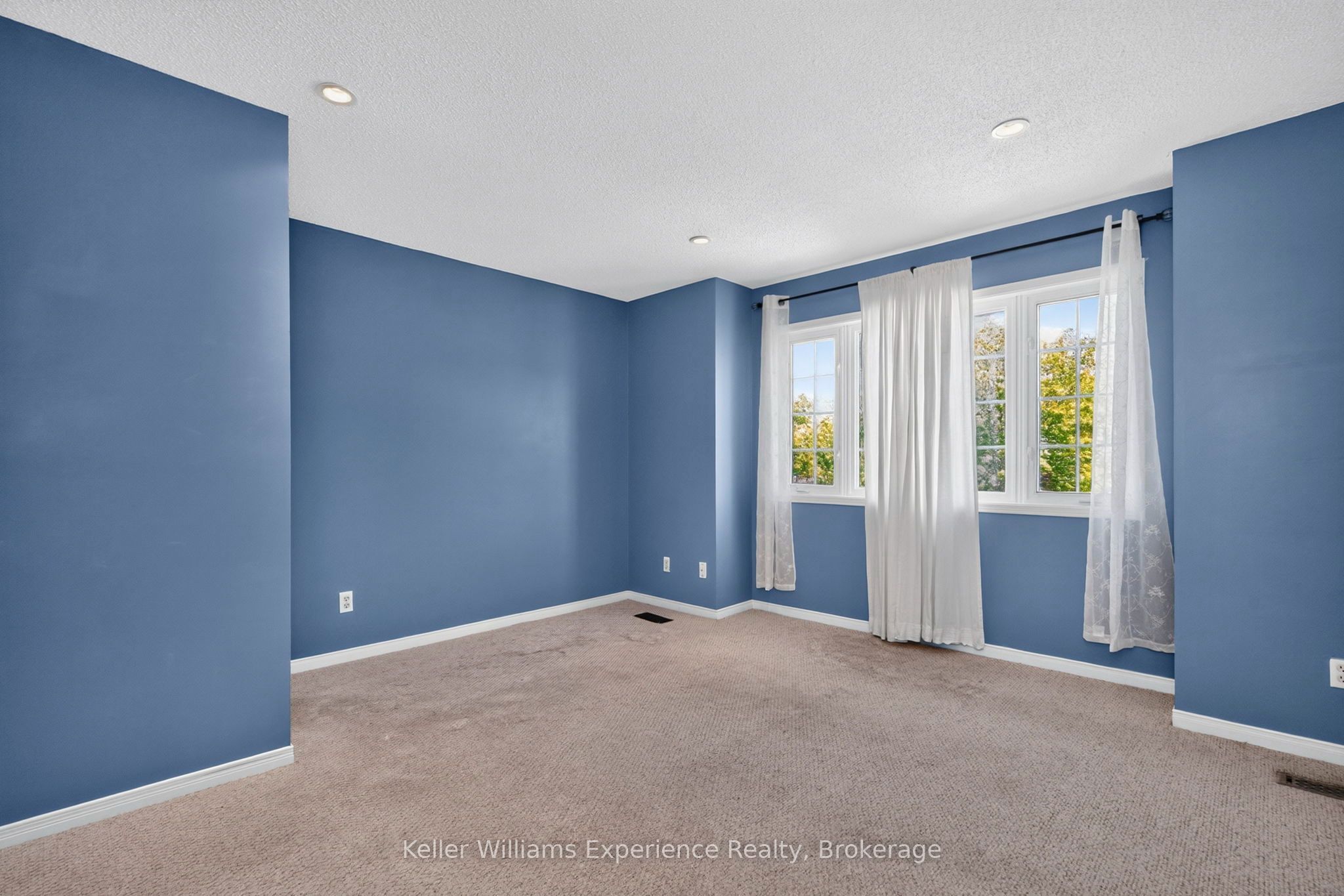7 Golds Crescent Property Photo 22