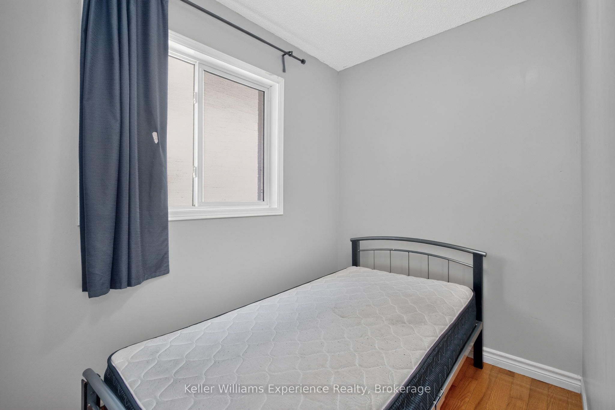 7 Golds Crescent Property Photo 28
