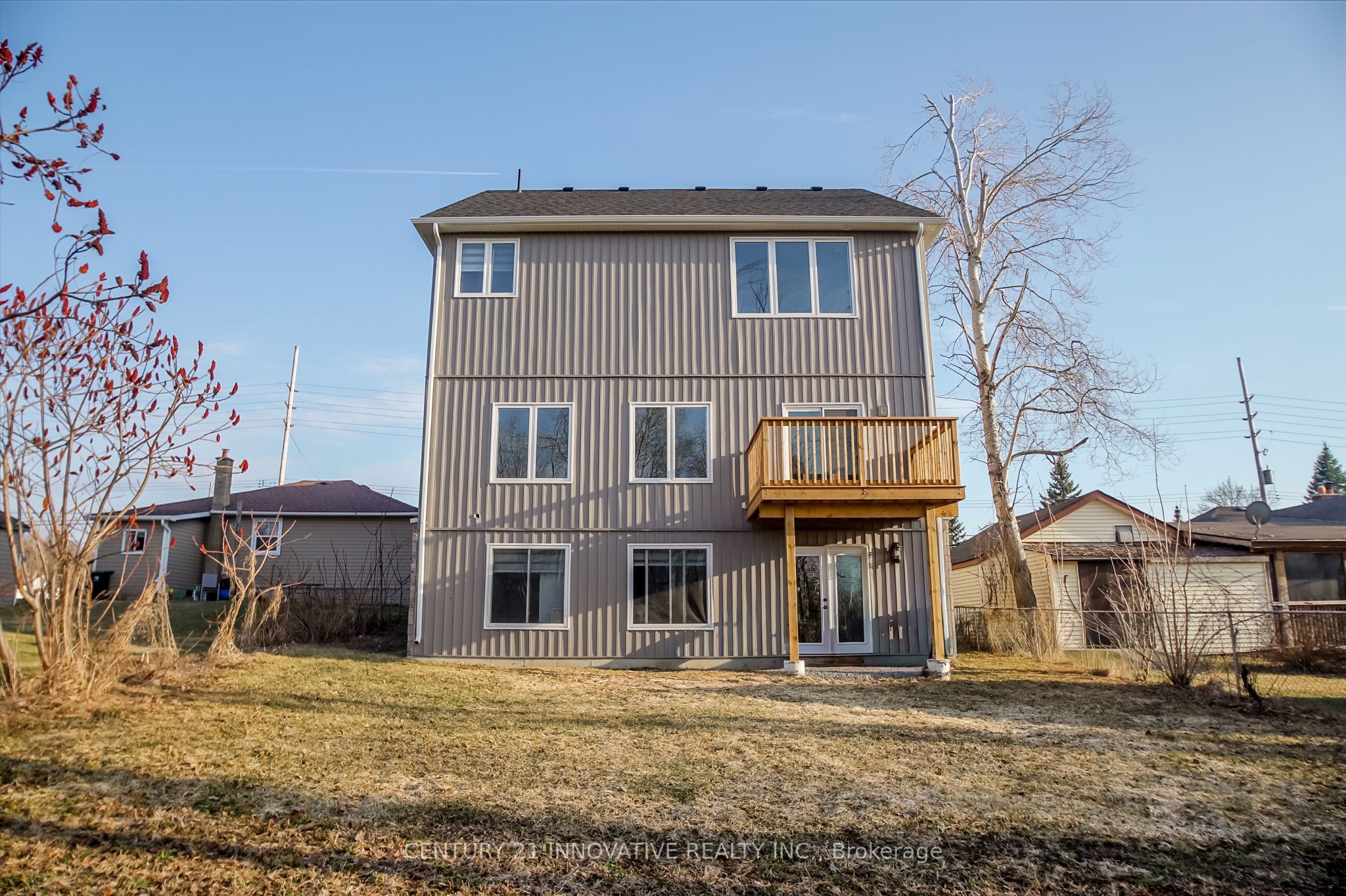100 S Simcoe Road Lower Property Photo 2