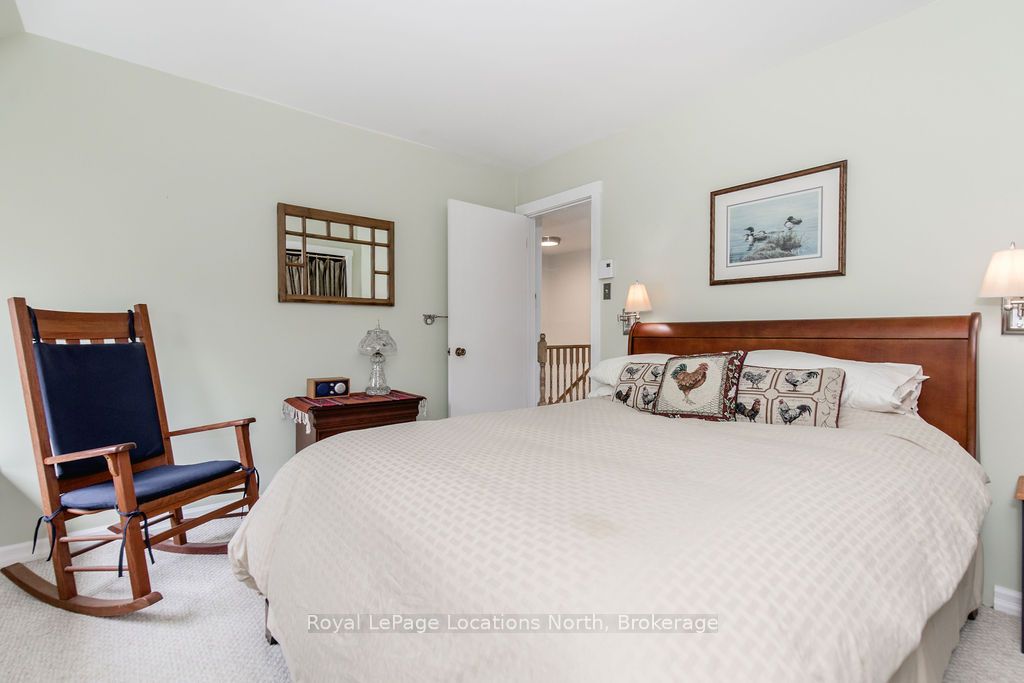 112 Escarpment Crescent Property Photo 26