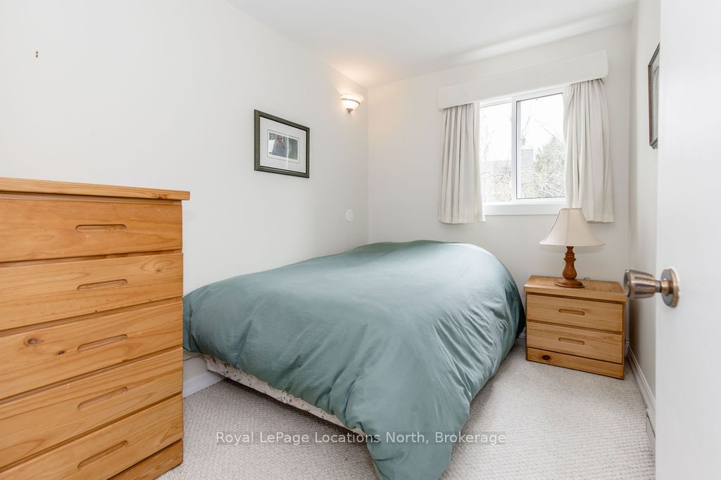 112 Escarpment Crescent Property Photo 27