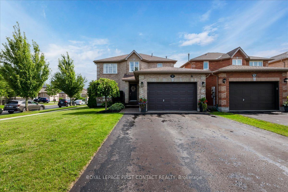 15 Sherwood Court Property Photo 2