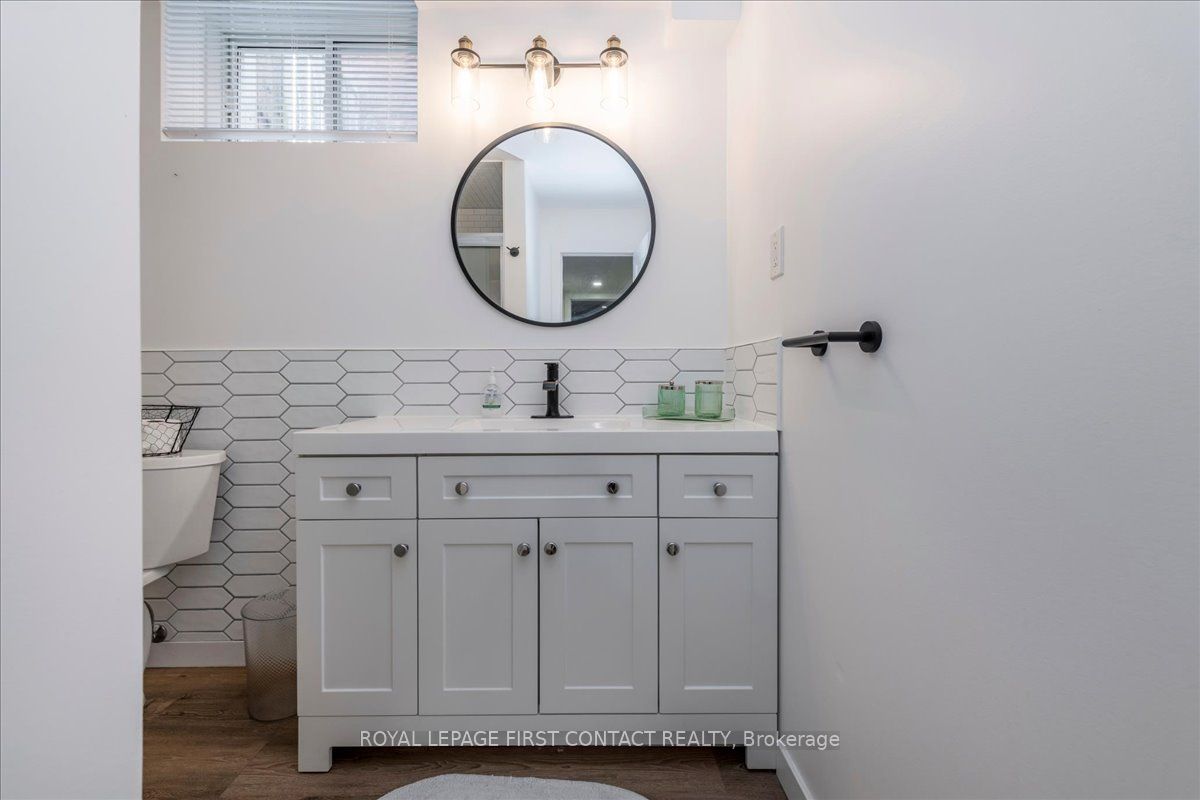 15 Sherwood Court Property Photo 28