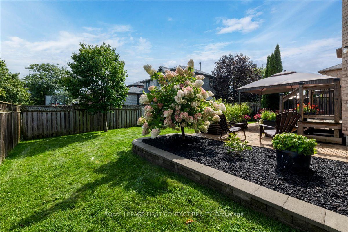 15 Sherwood Court Property Photo 33