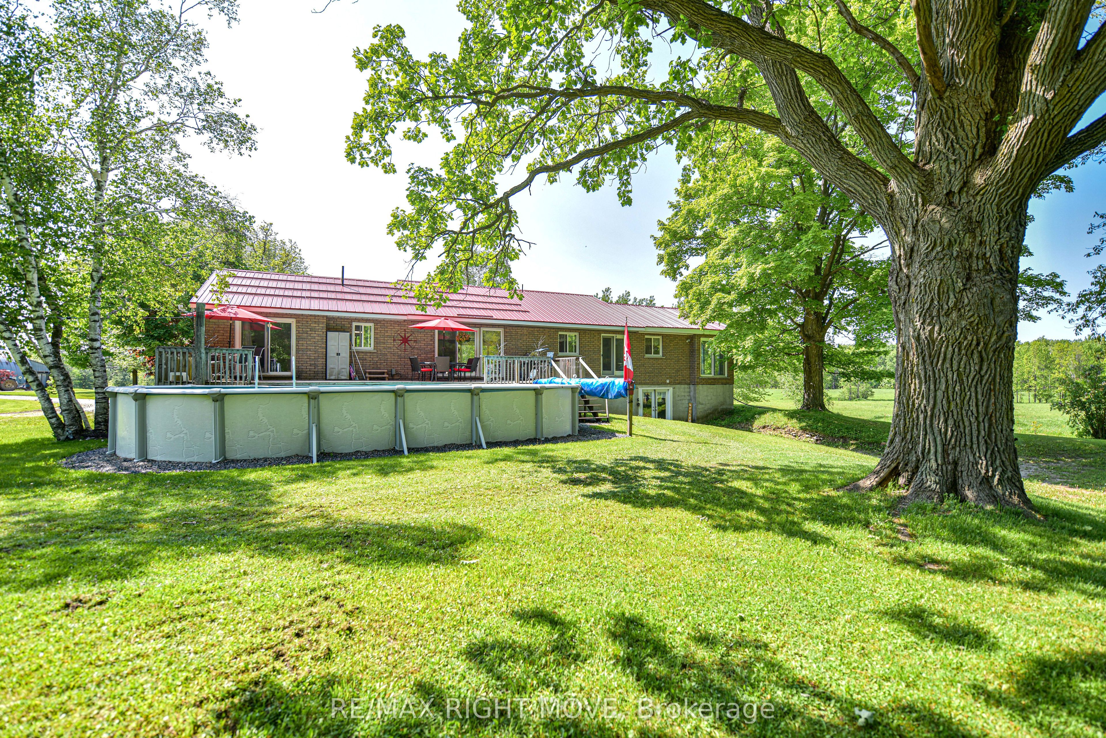 1579 Wainman Line Property Photo 14