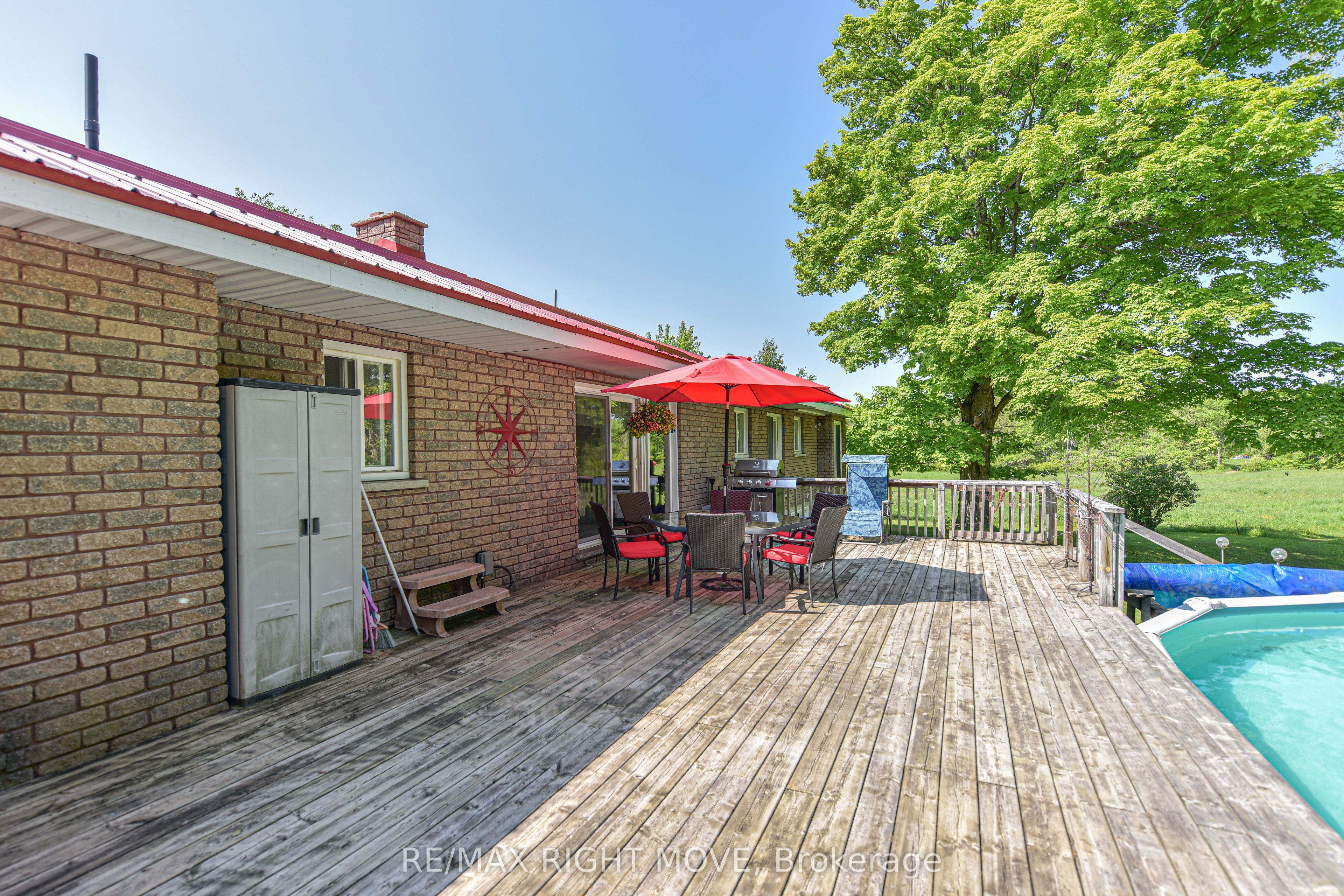 1579 Wainman Line Property Photo 16