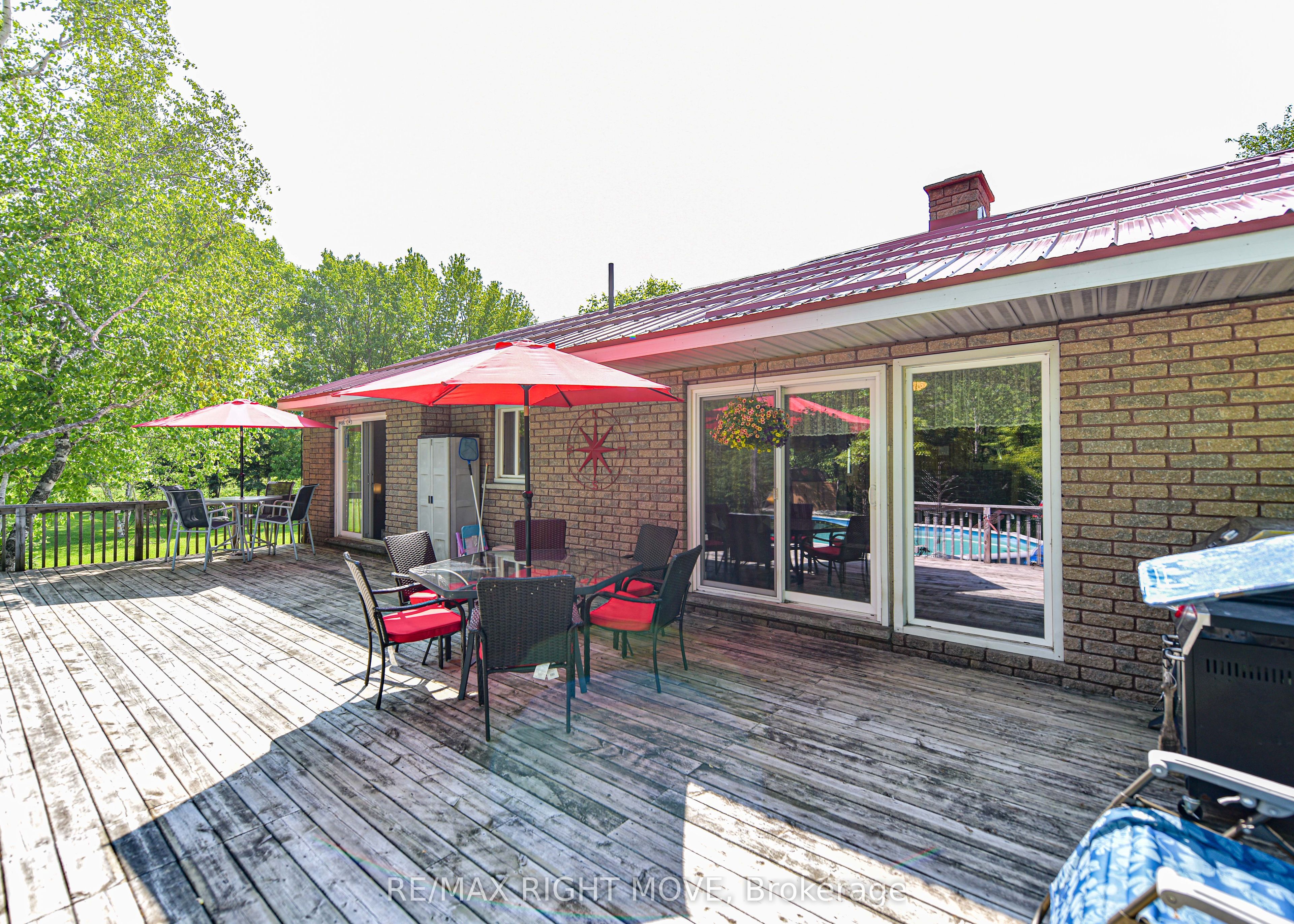 1579 Wainman Line Property Photo 17