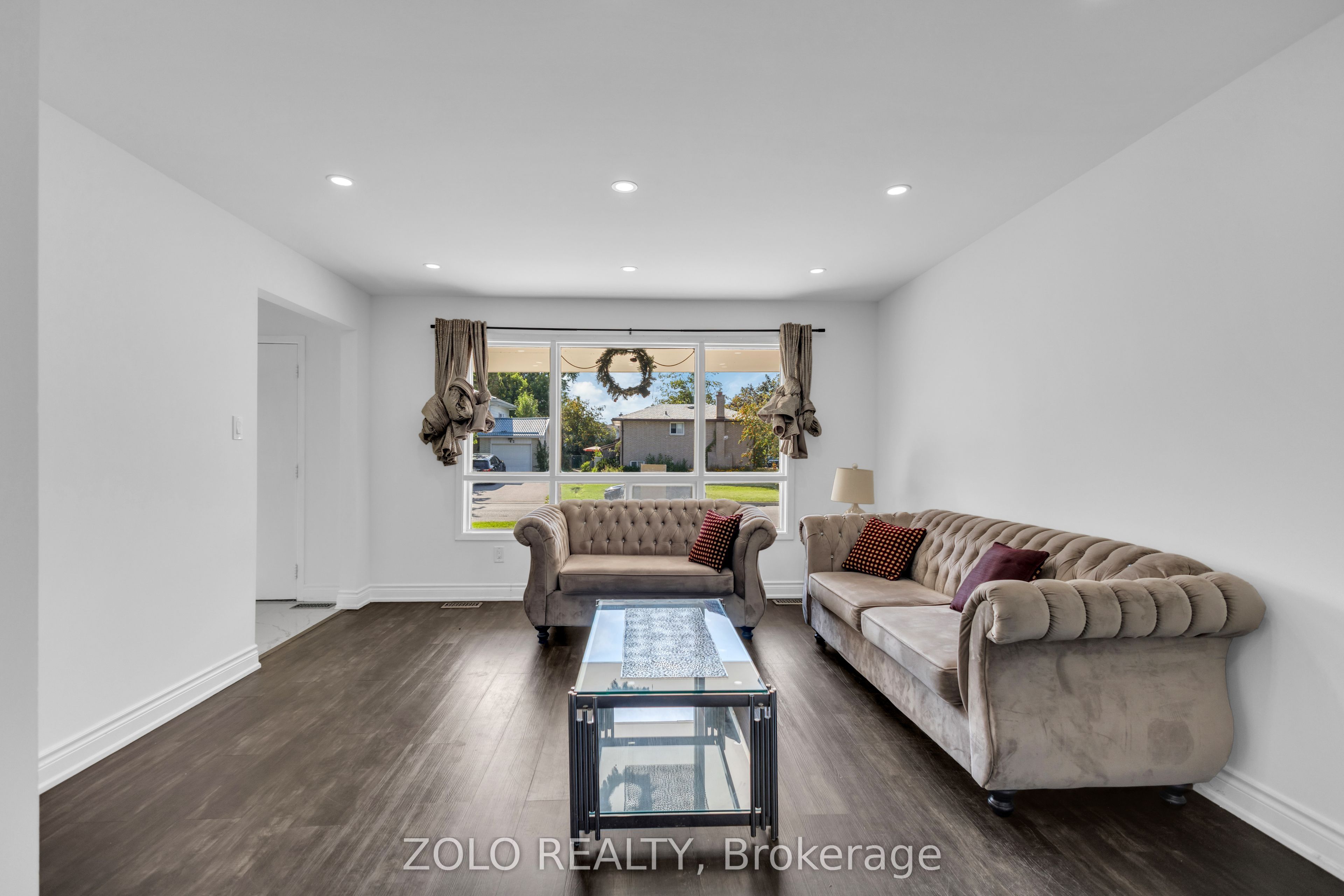 43 Davies Crescent Property Photo 7