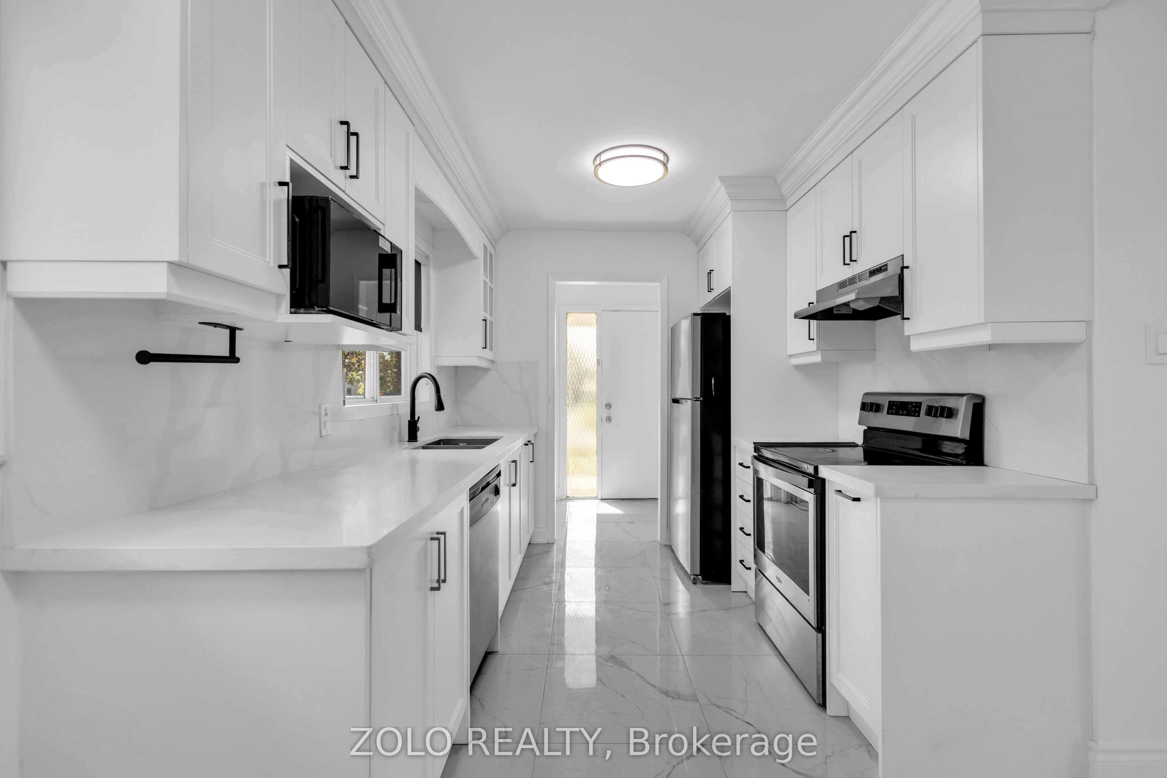 43 Davies Crescent Property Photo 12