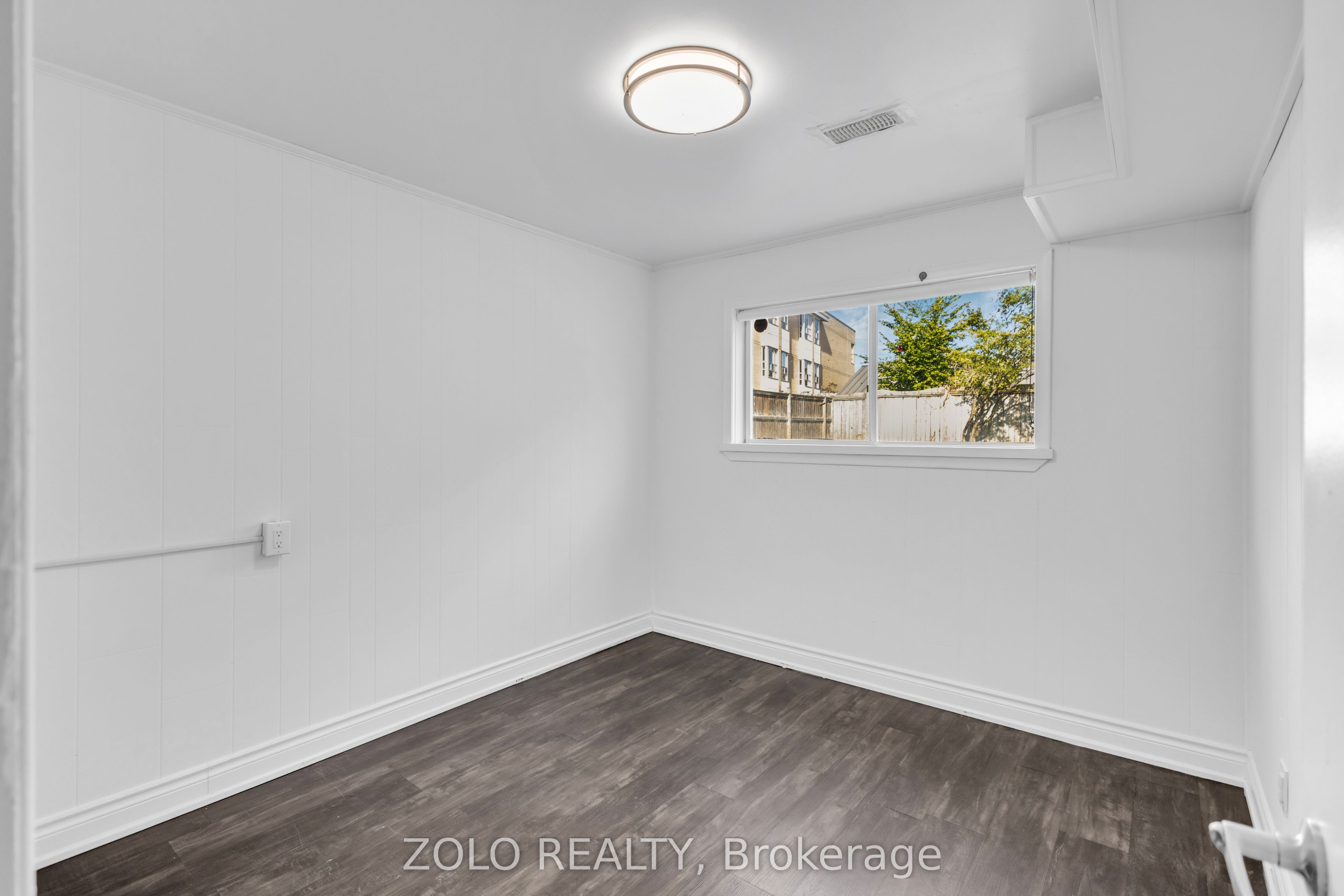 43 Davies Crescent Property Photo 30