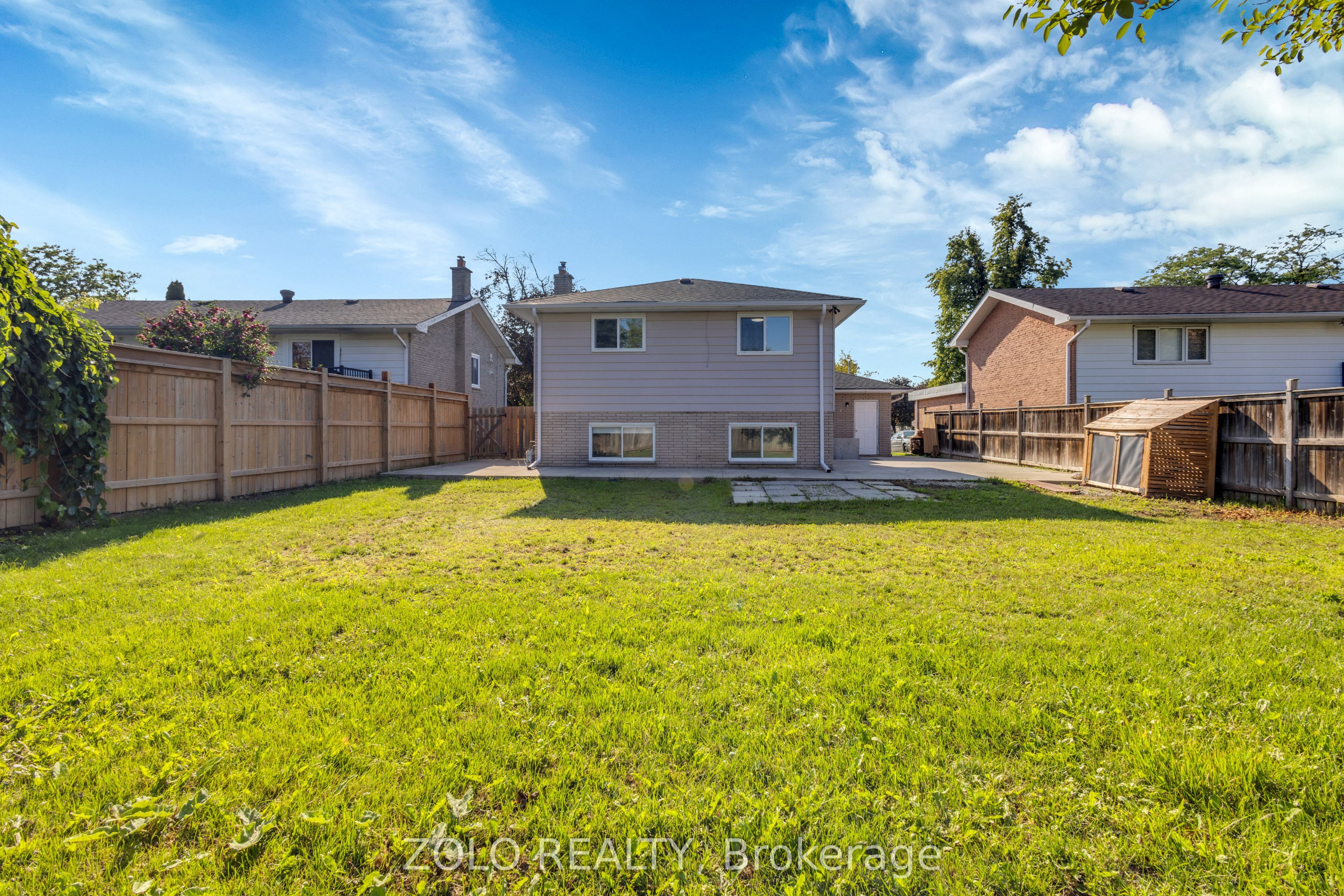43 Davies Crescent Property Photo 42