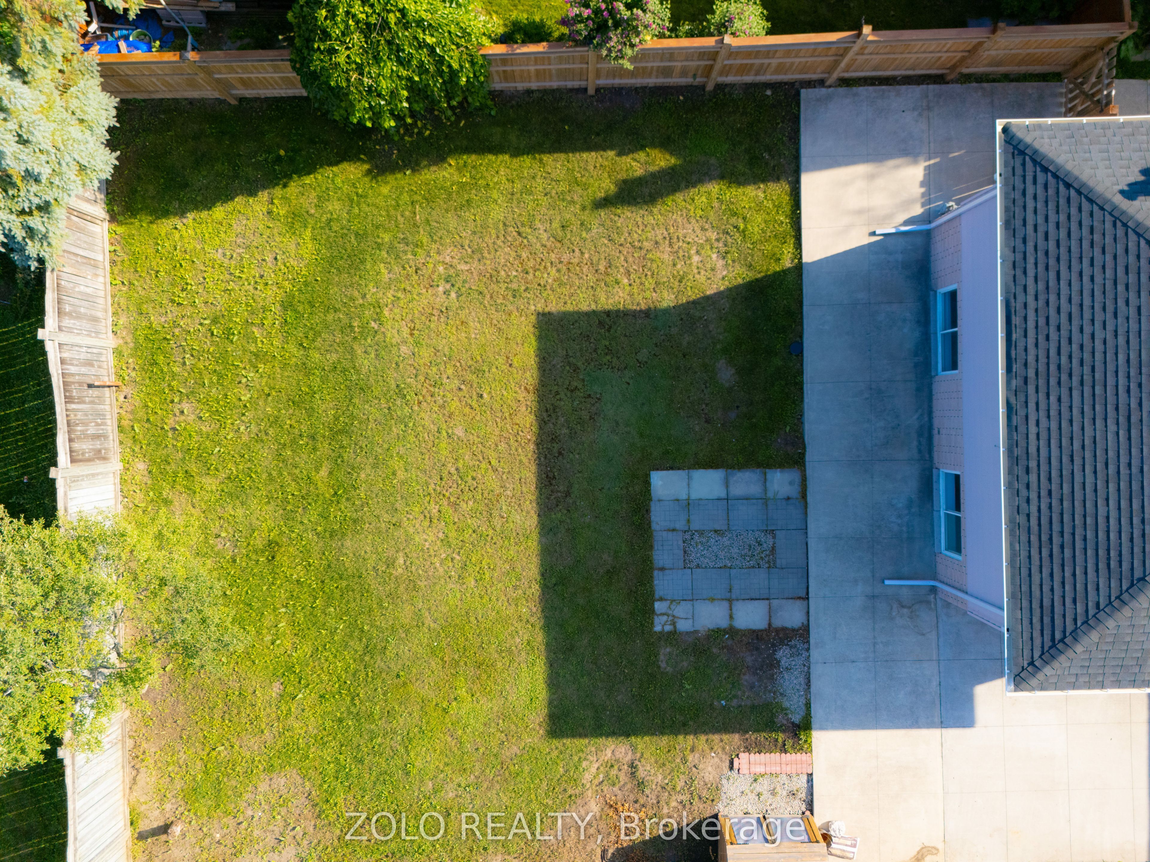 43 Davies Crescent Property Photo 44
