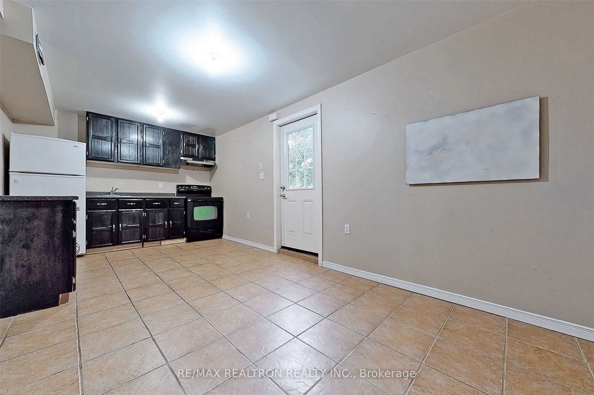 48 Jones Drive Property Photo 2