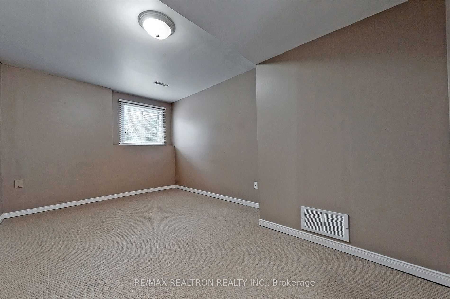 48 Jones Drive Property Photo 5