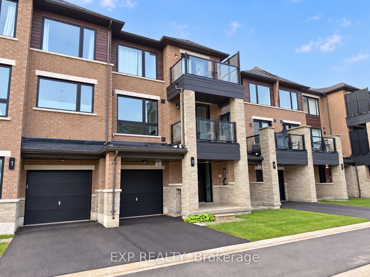 3 Red Maple Lane Property Photo 3