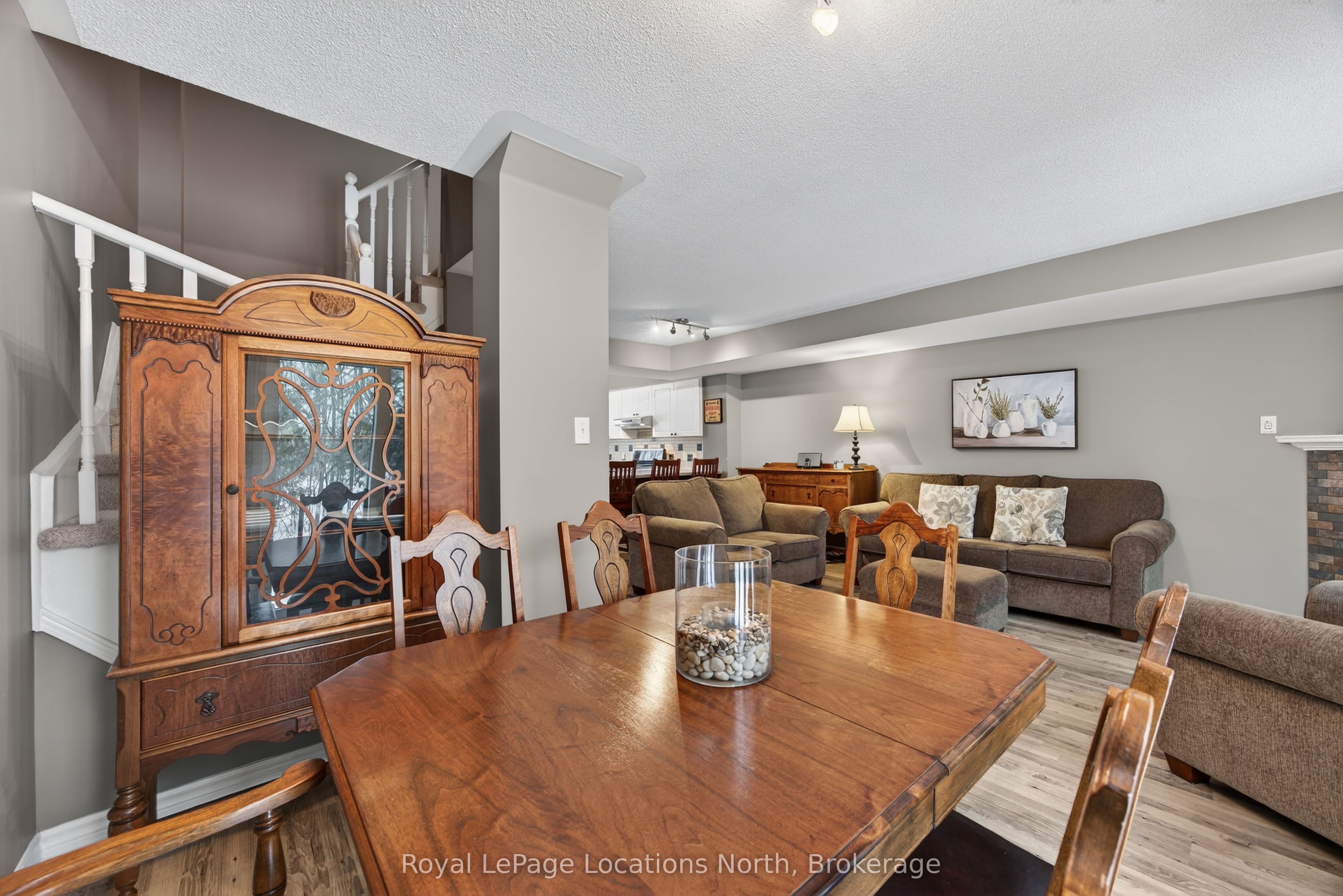 43 Sundial Court Property Photo 14
