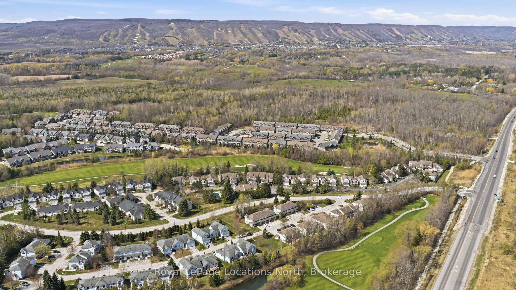 43 Sundial Court Property Photo 28