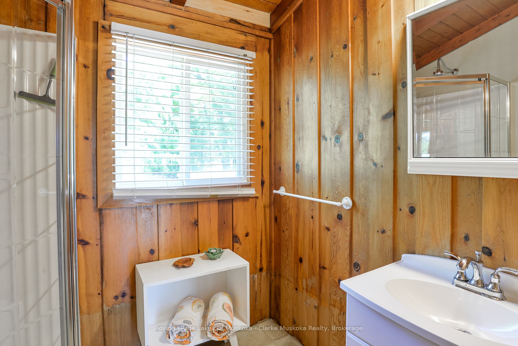4292 Graham Road Property Photo 14