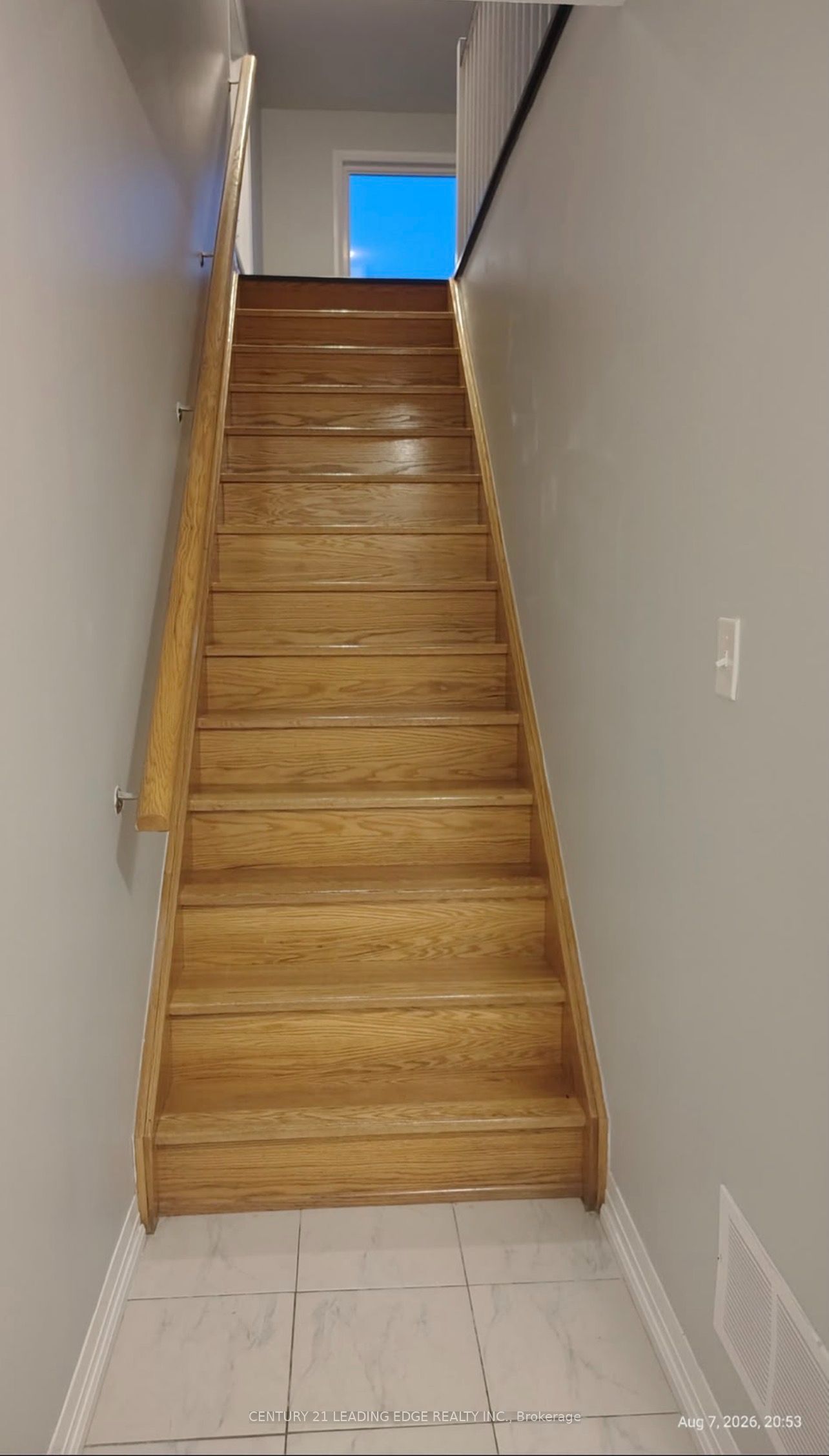 109 Fairlane Avenue S Property Photo 16